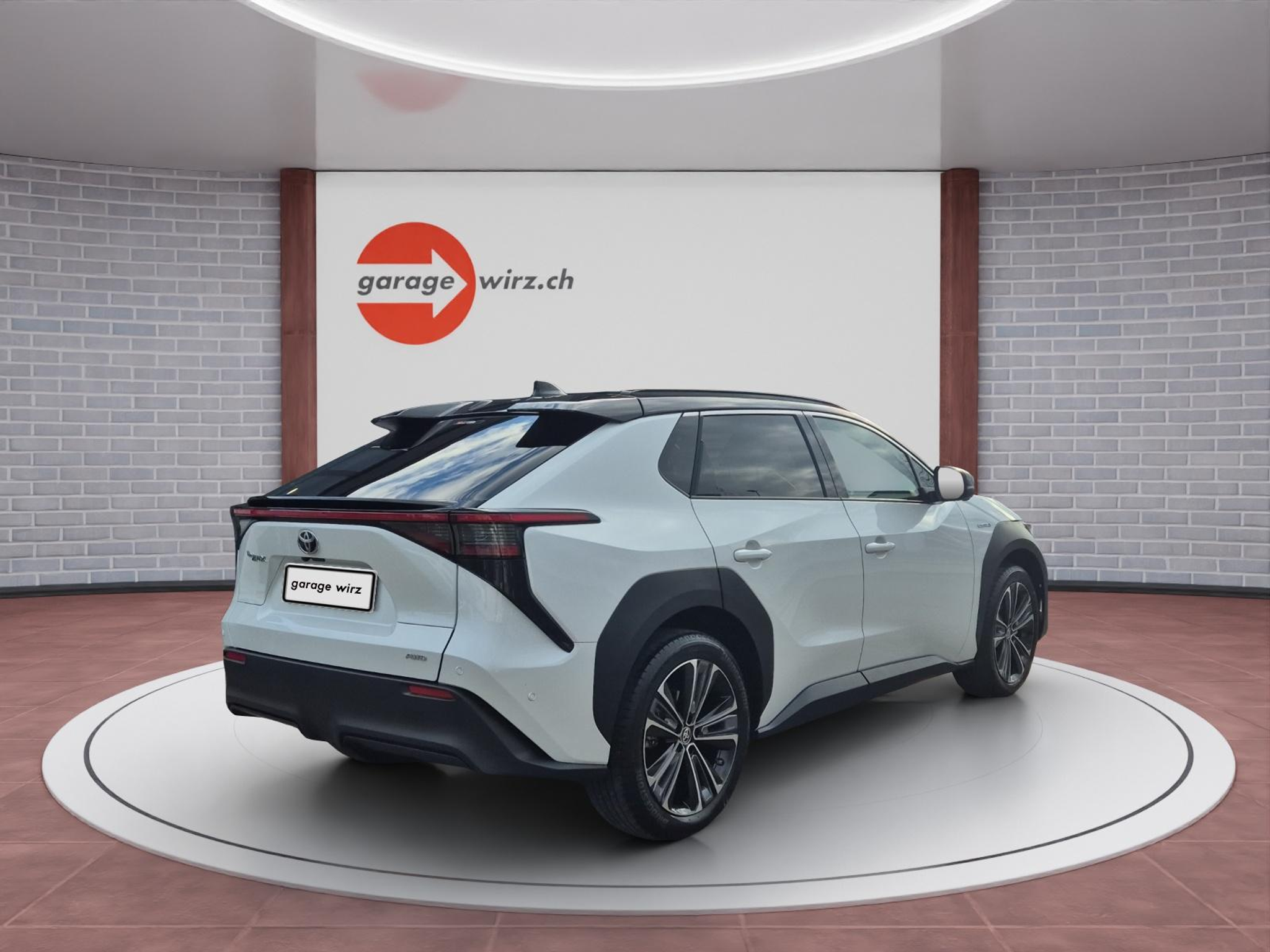 listing desktop thumbnail image 4