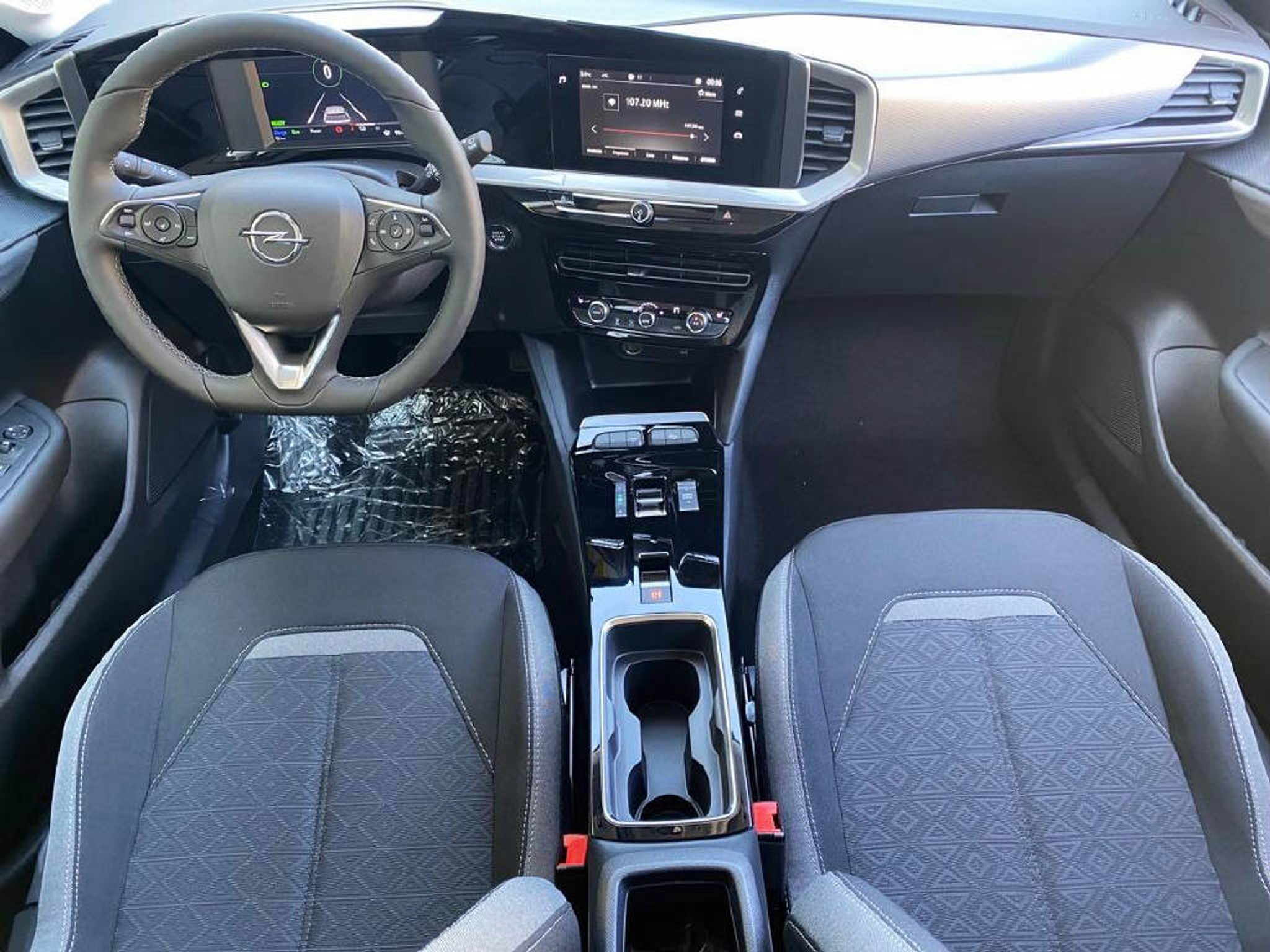 listing desktop thumbnail image 6