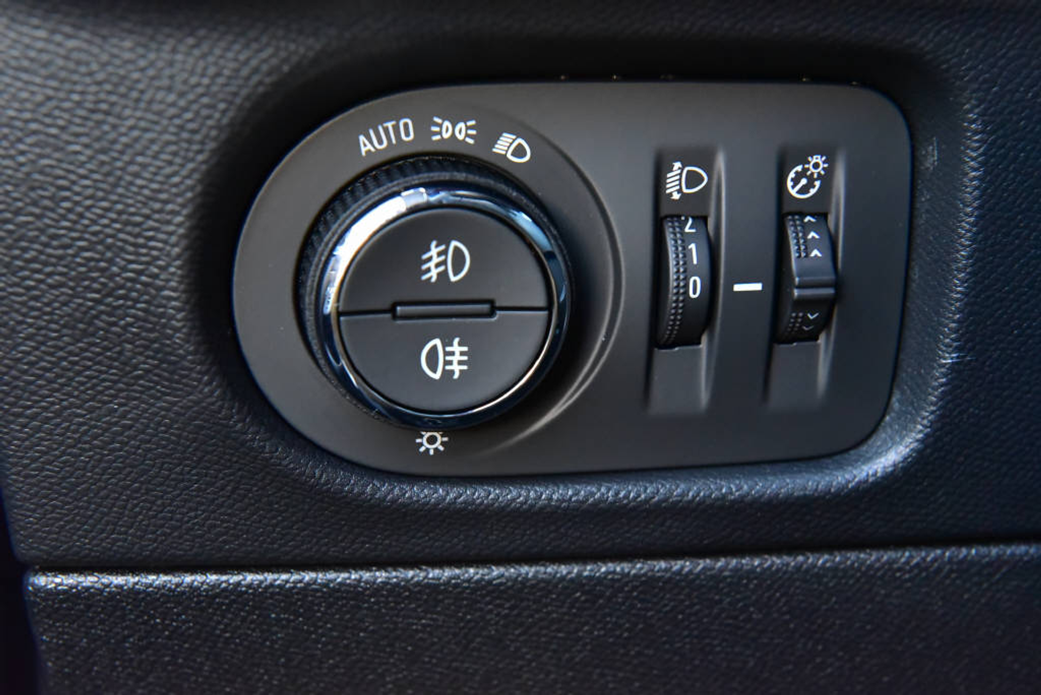 listing desktop thumbnail image 13