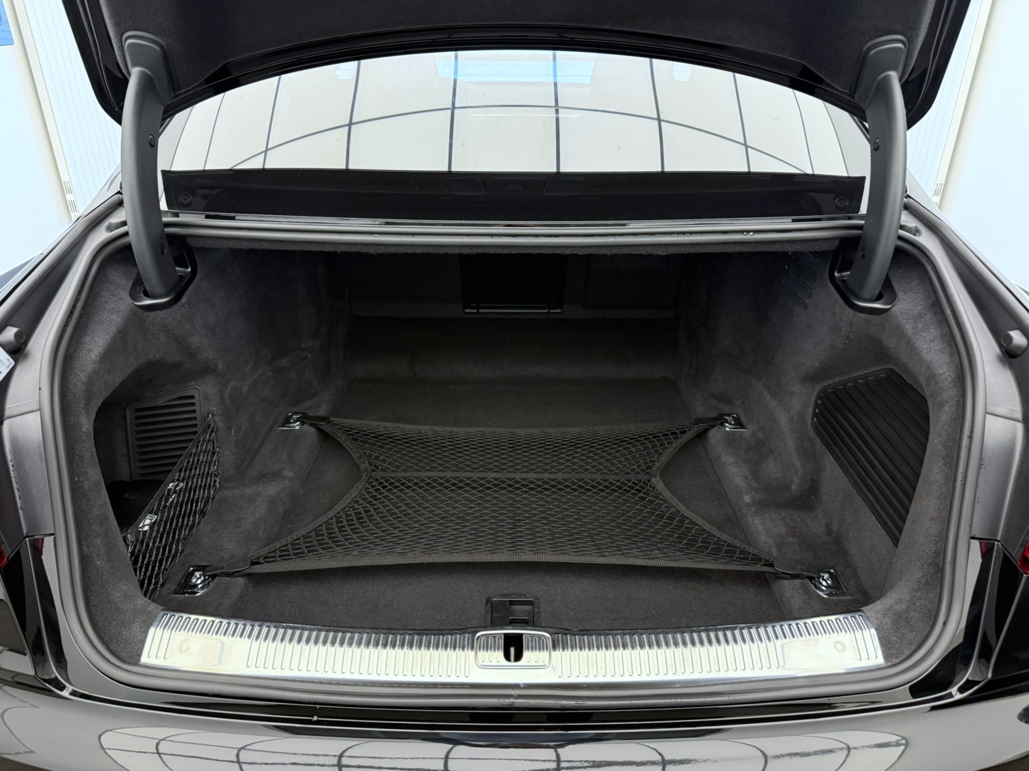 listing desktop thumbnail image 24