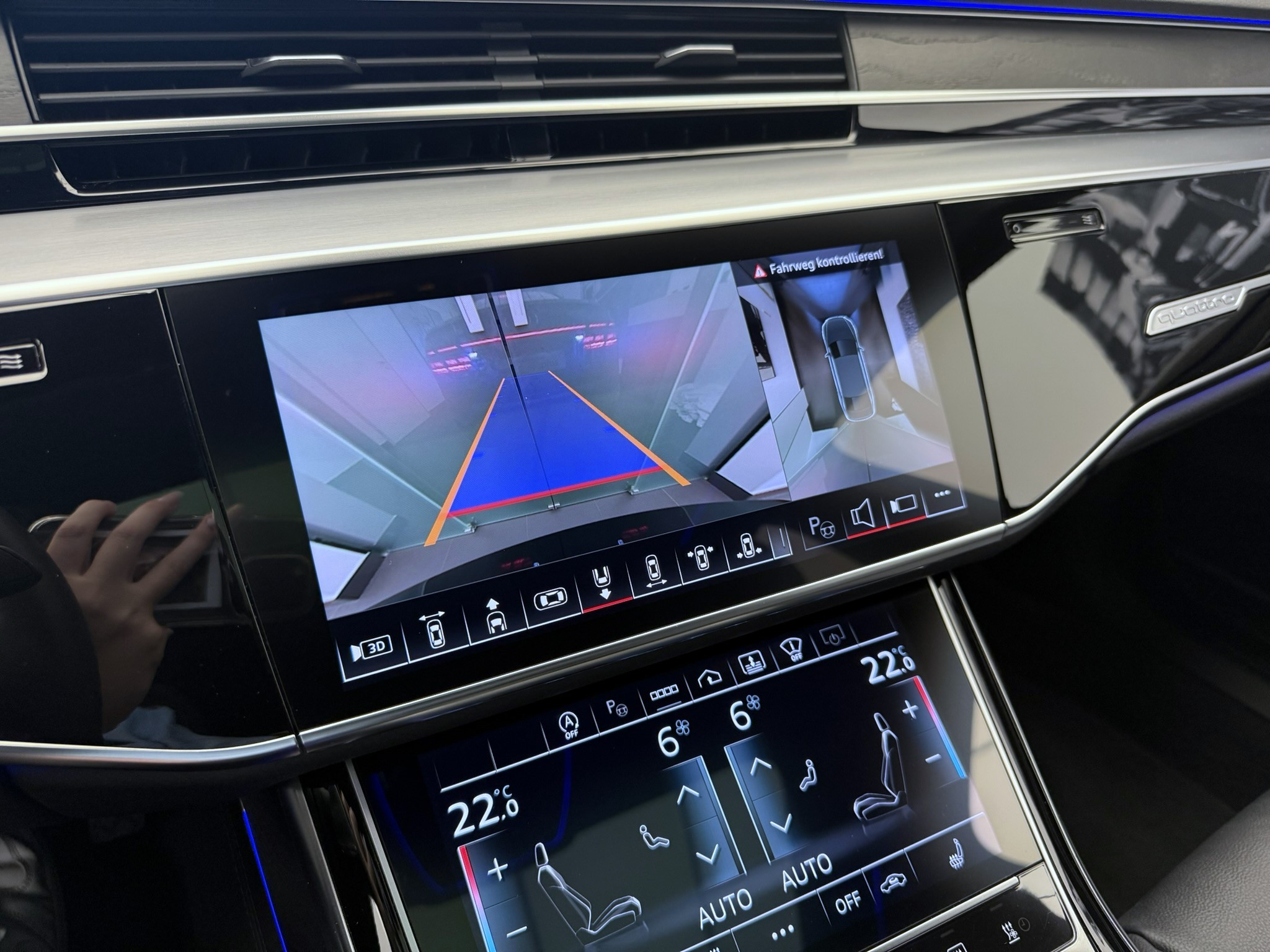 listing desktop thumbnail image 16