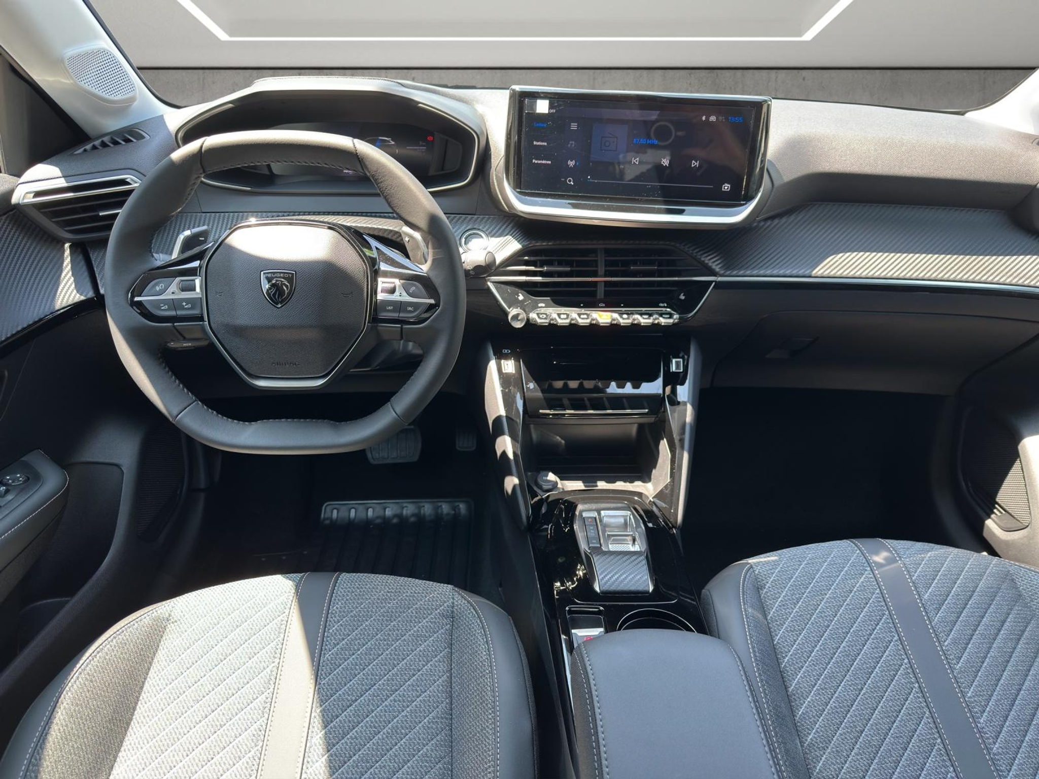 listing desktop thumbnail image 9