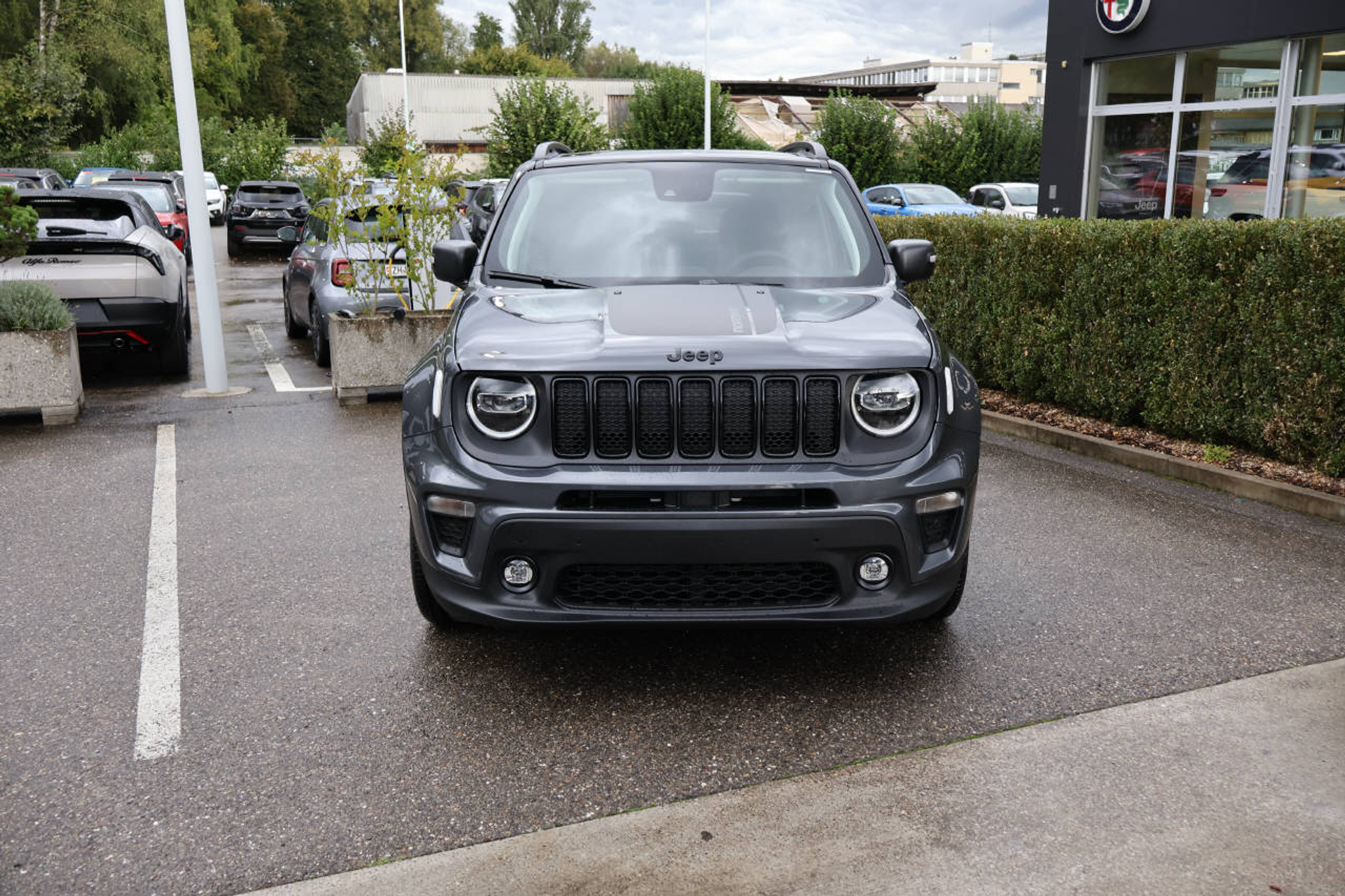 listing desktop thumbnail image 8