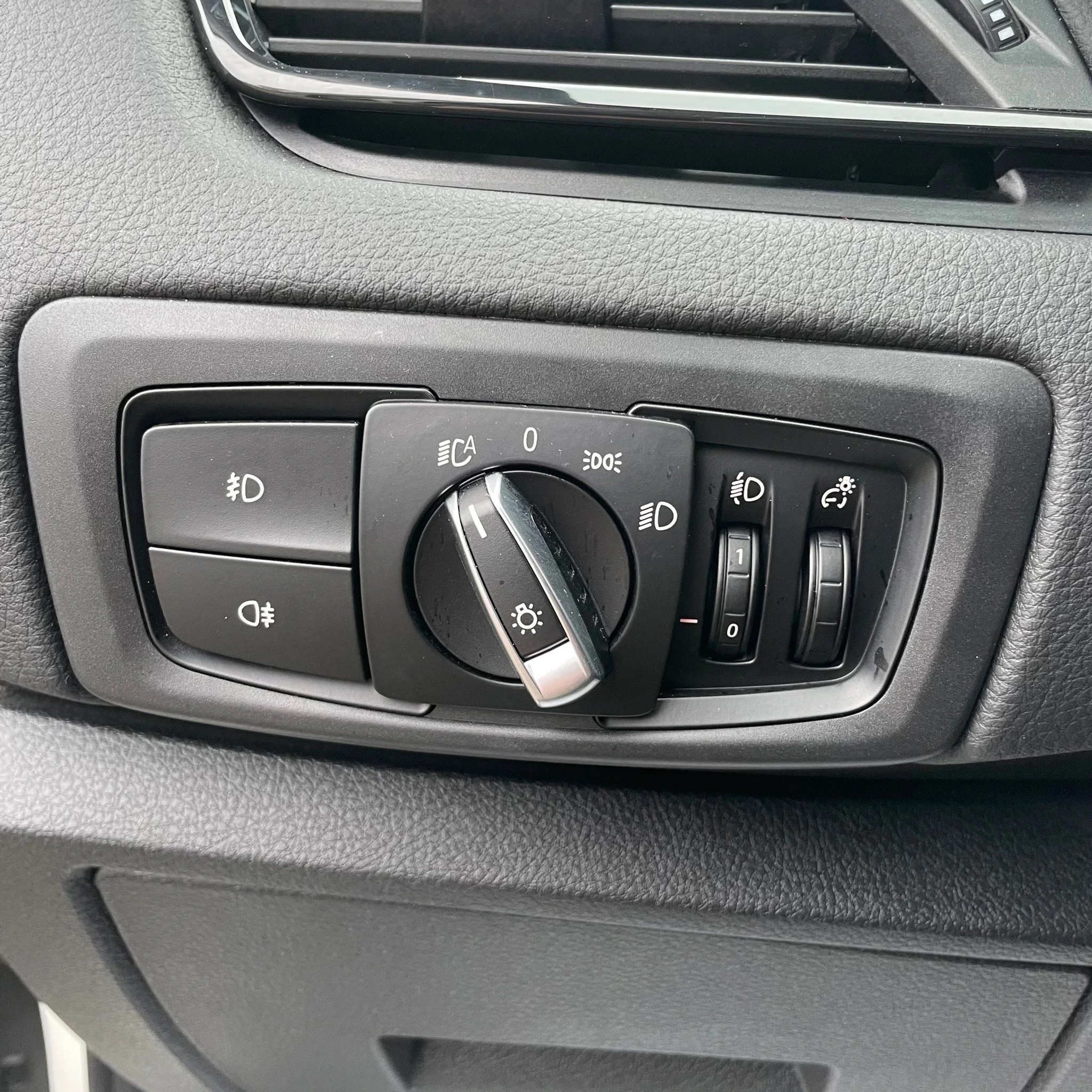 listing desktop thumbnail image 22