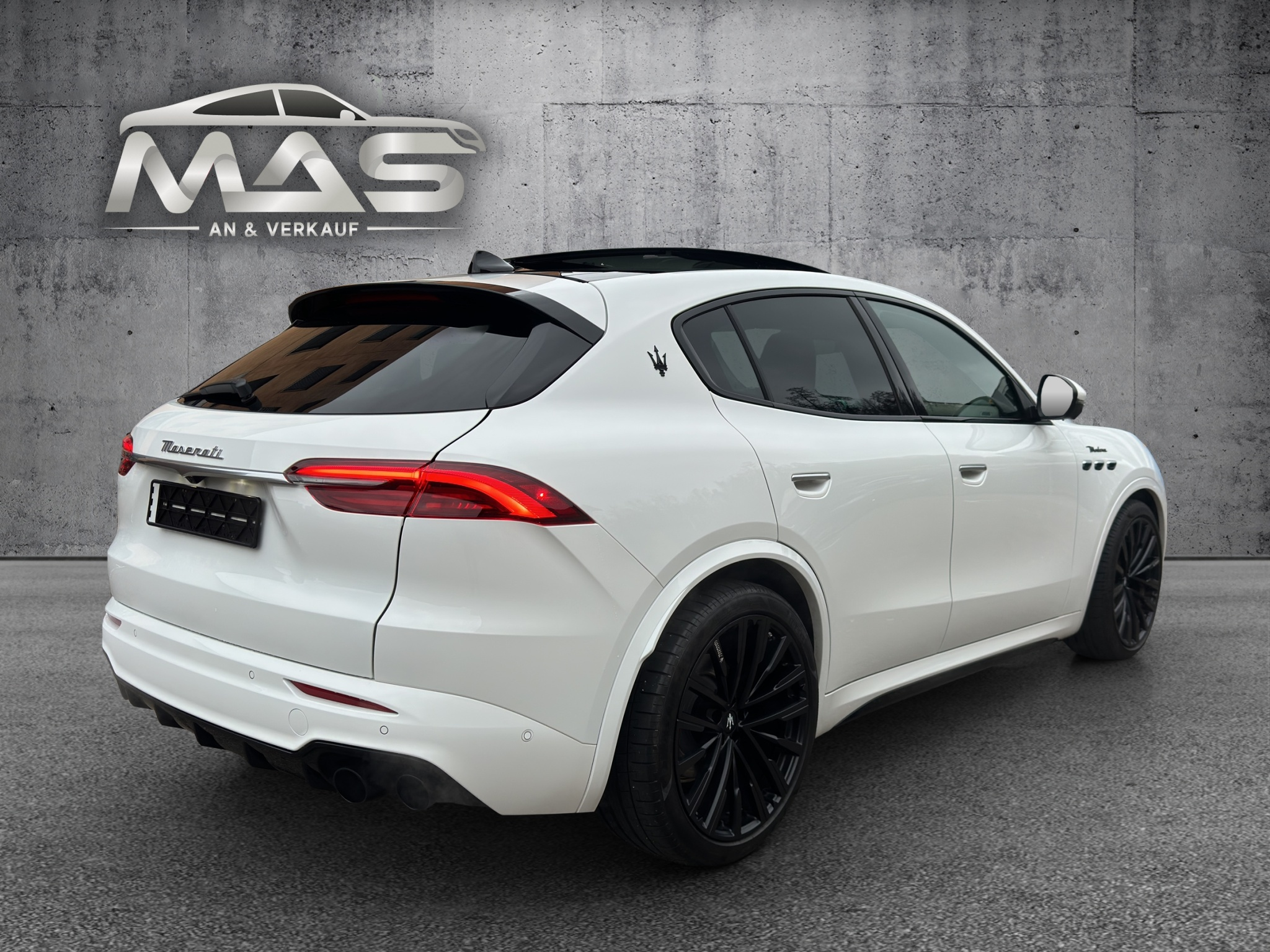 listing desktop thumbnail image 5