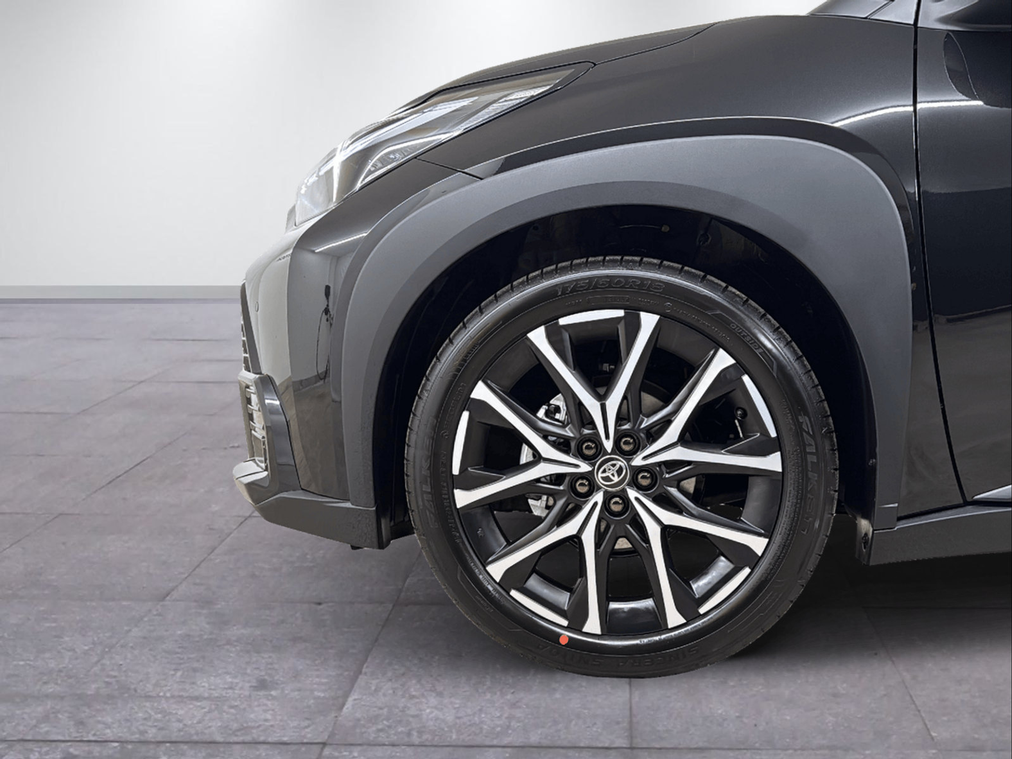 listing desktop thumbnail image 2