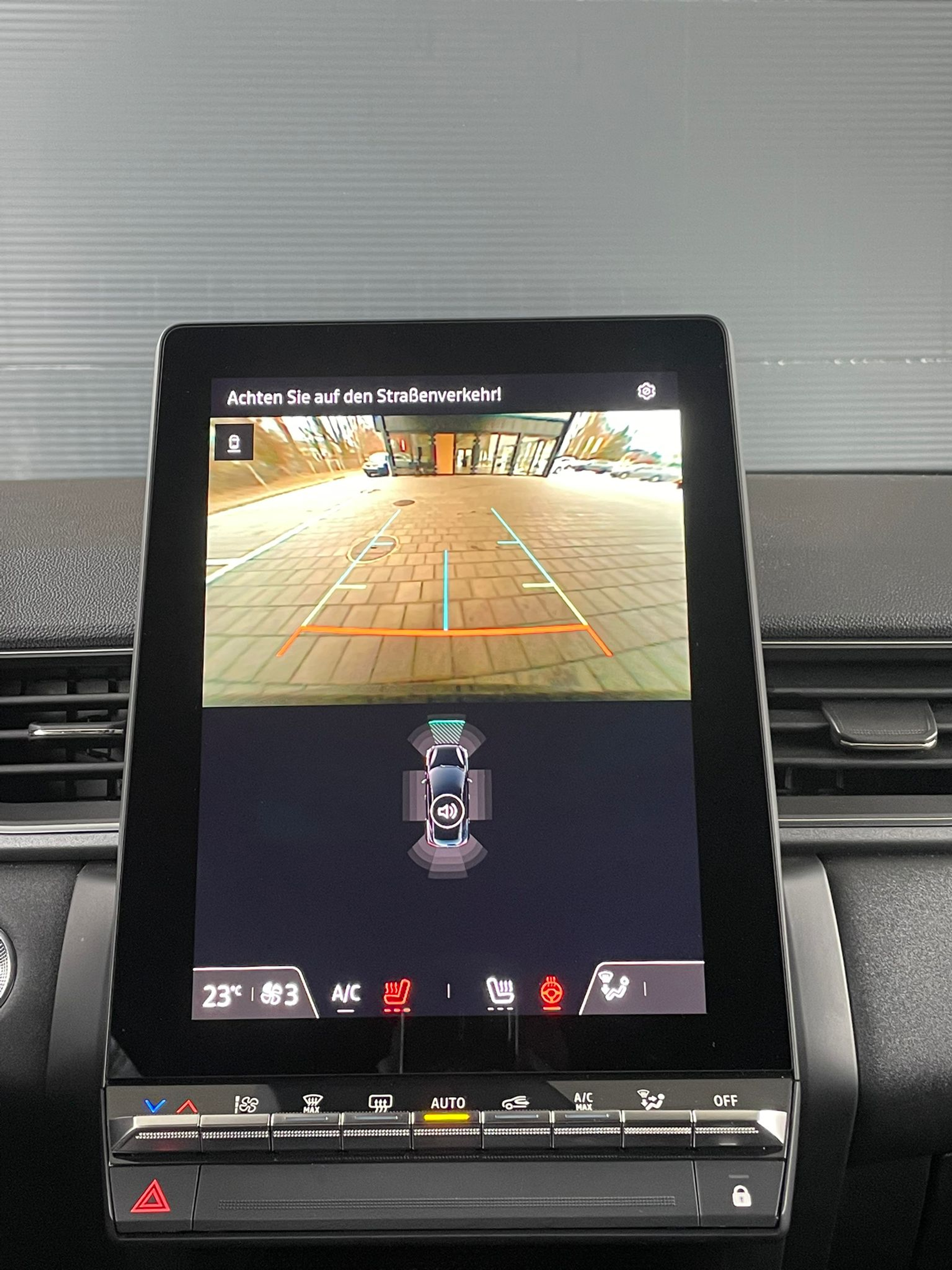 listing desktop thumbnail image 11