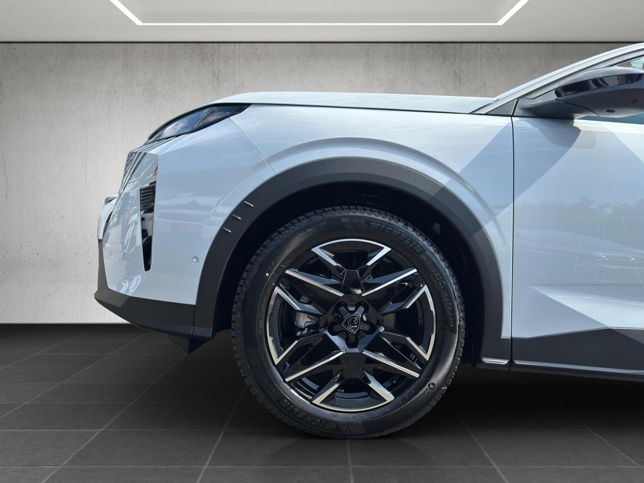 listing desktop thumbnail image 20