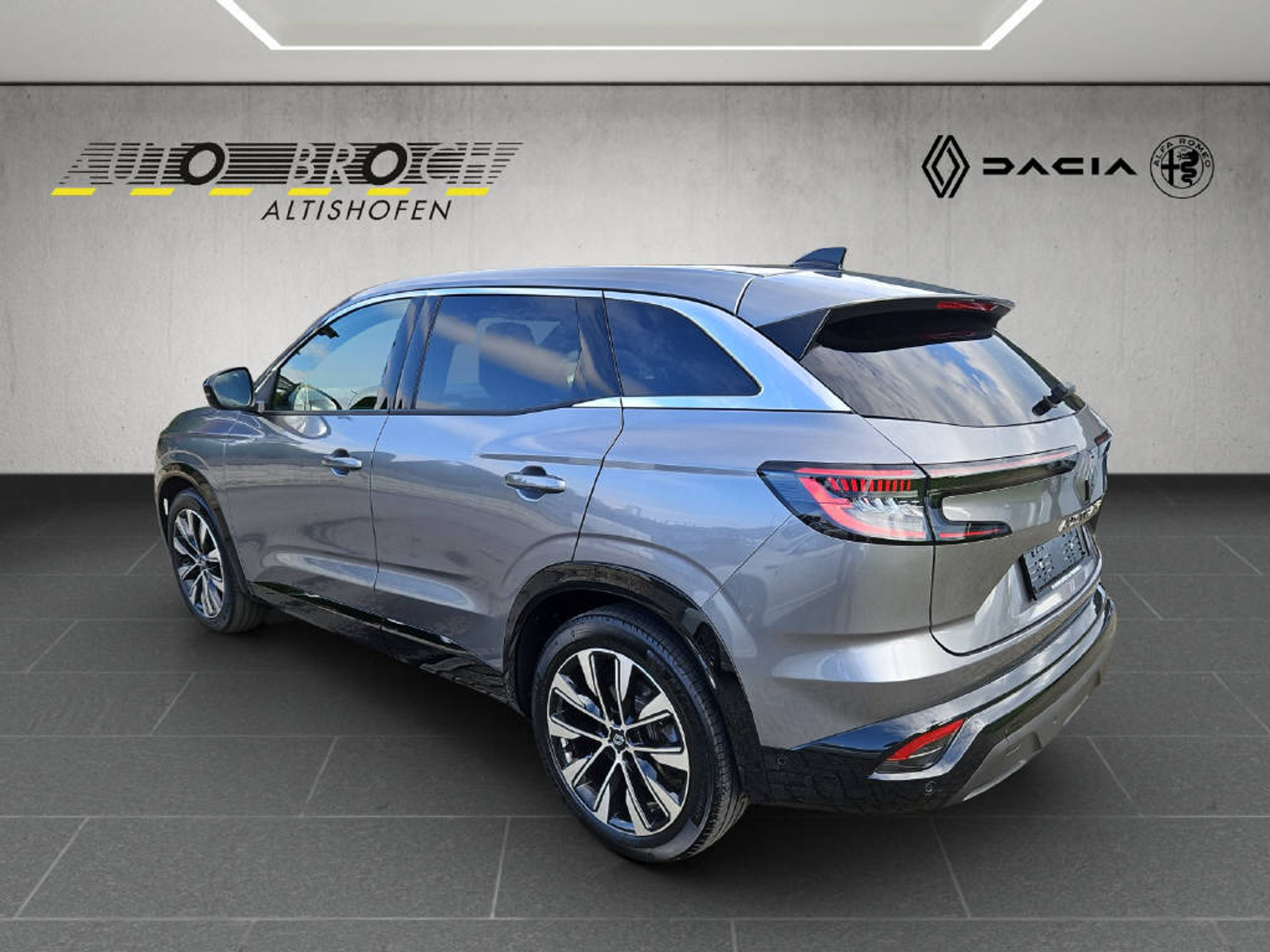 listing desktop thumbnail image 3