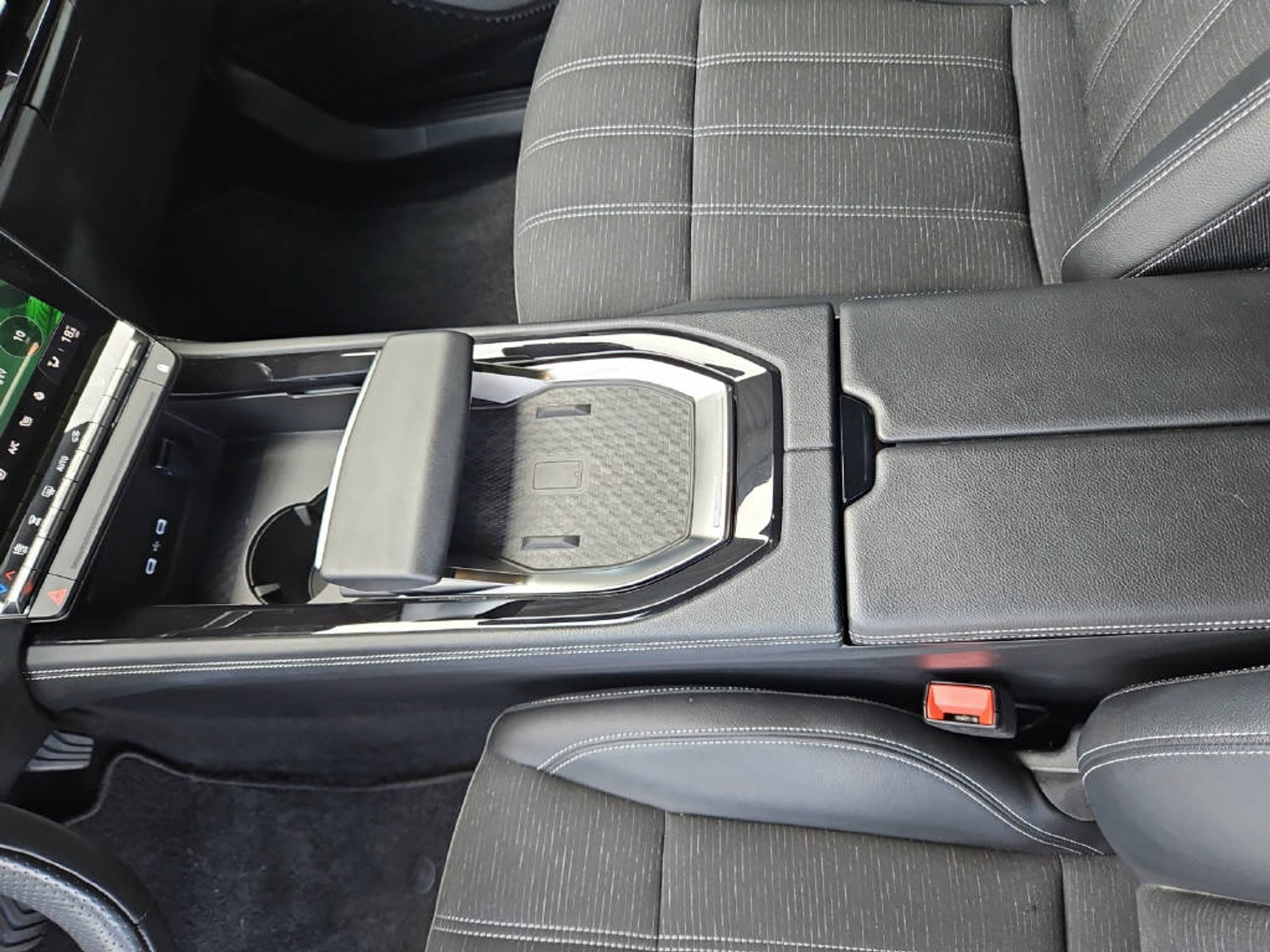 listing desktop thumbnail image 8