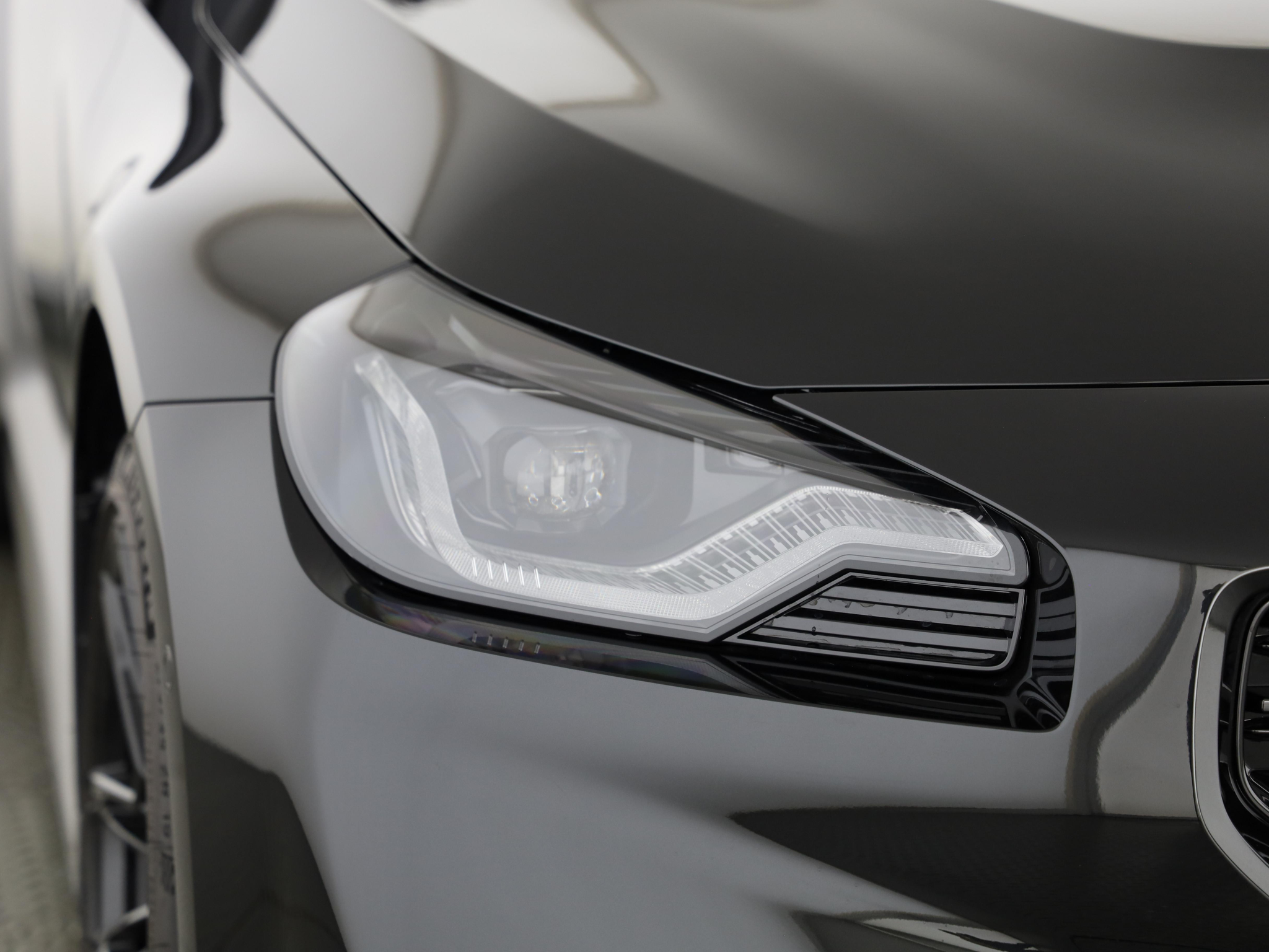 listing desktop thumbnail image 5