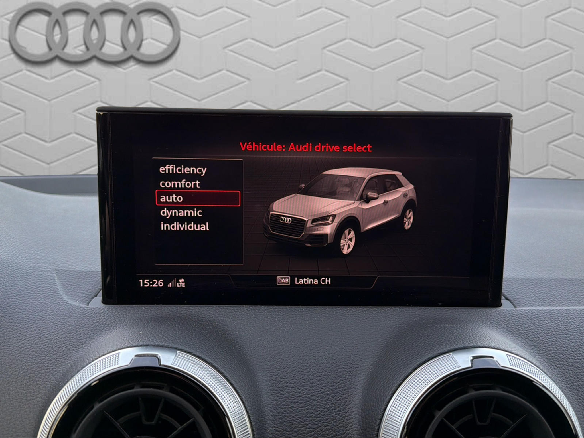 listing desktop thumbnail image 19