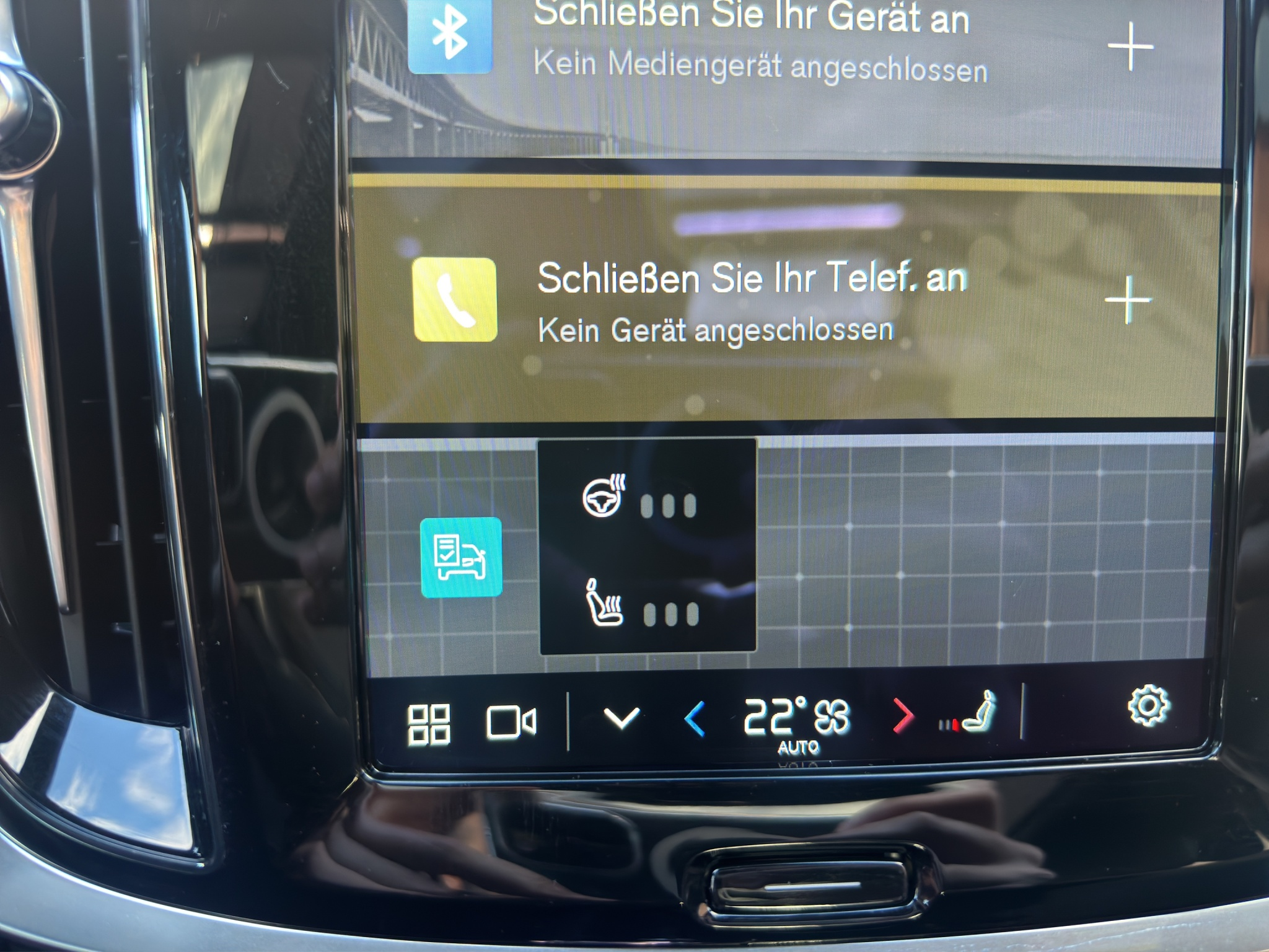 listing desktop thumbnail image 19