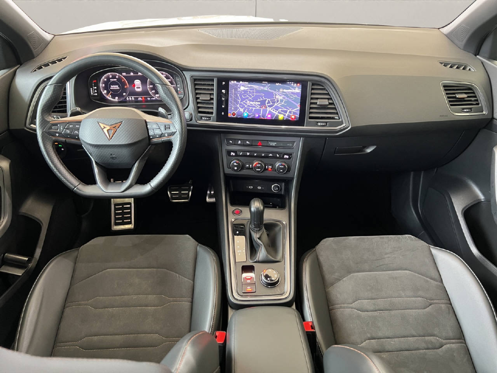 listing desktop thumbnail image 9