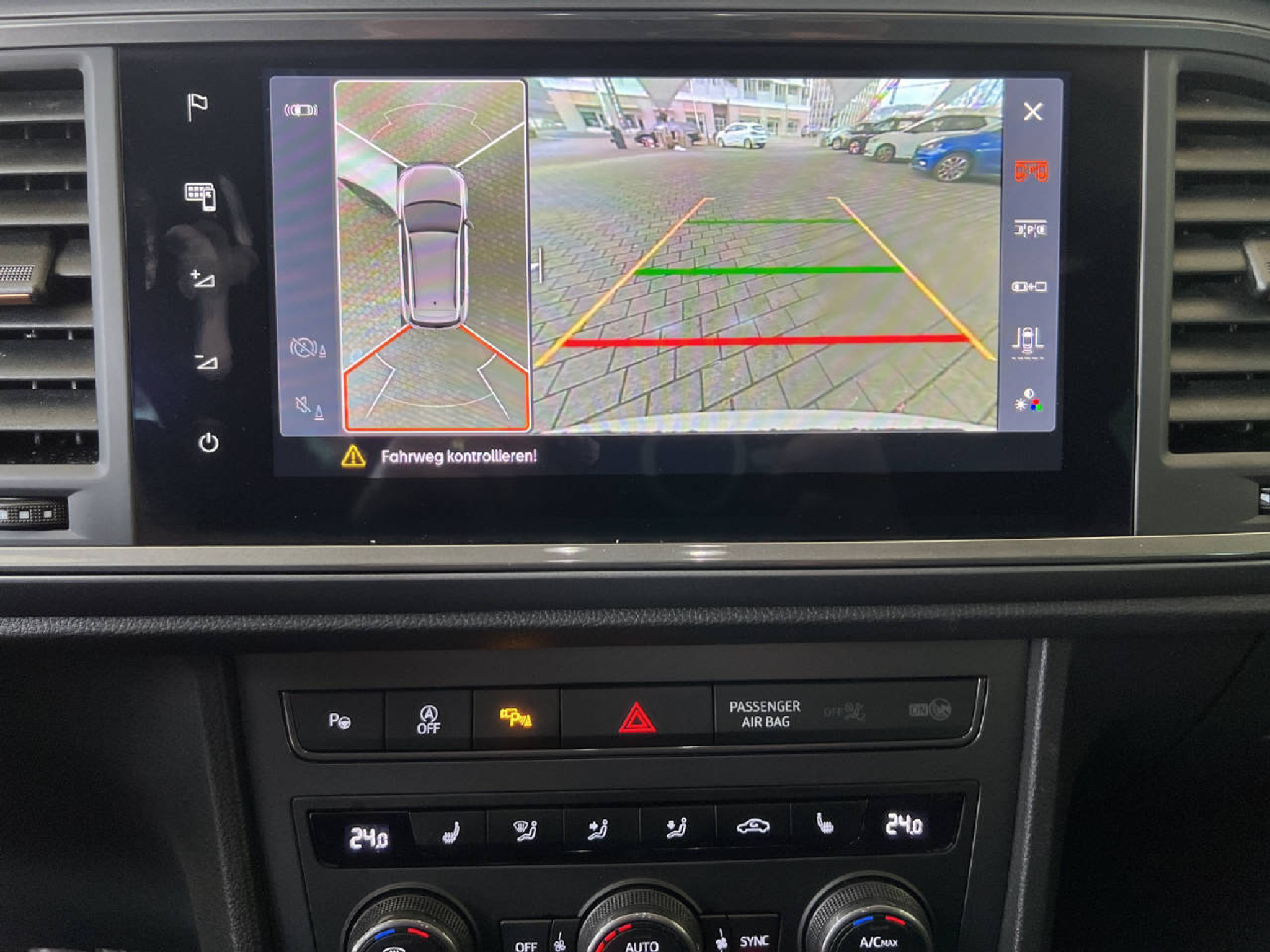 listing desktop thumbnail image 16