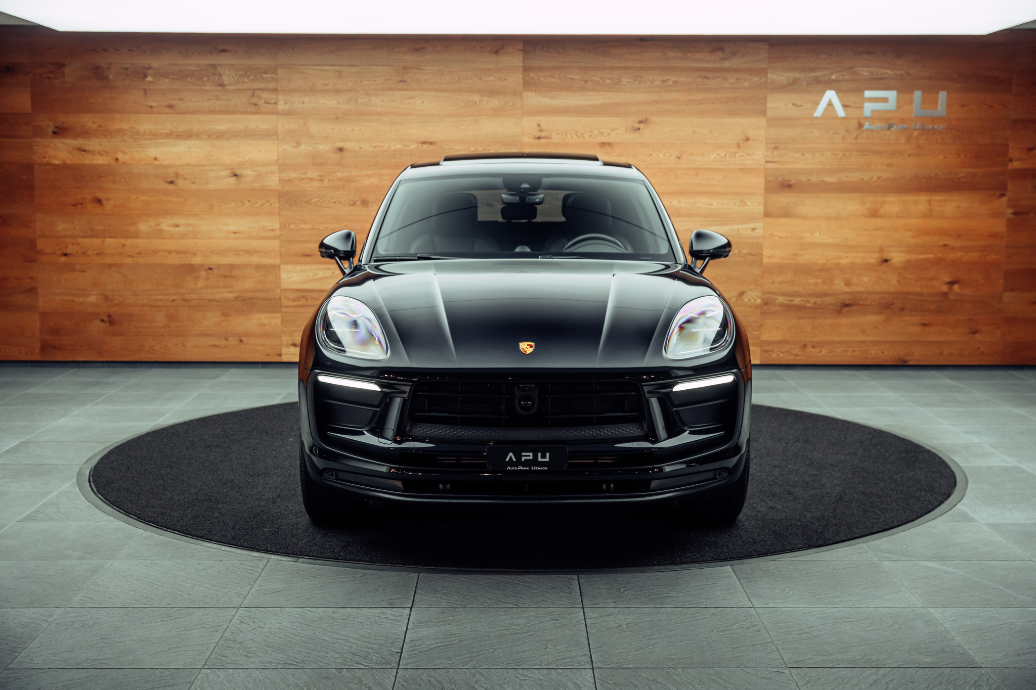 listing desktop thumbnail image 18