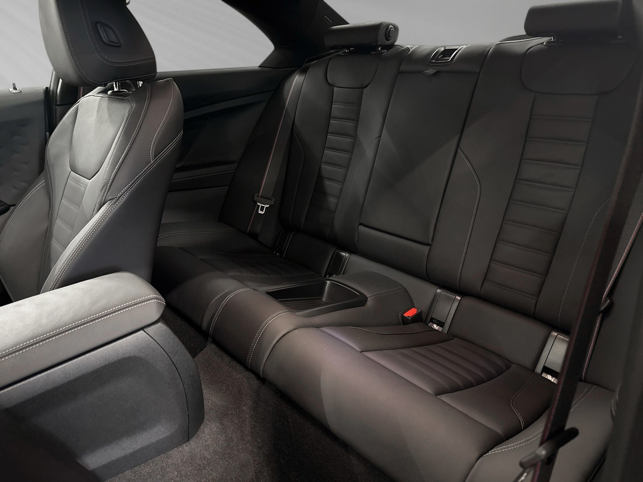 listing desktop thumbnail image 6