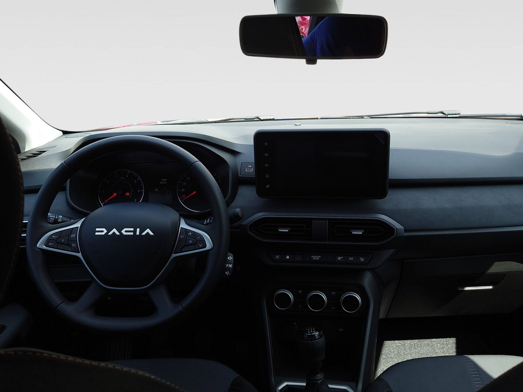 listing desktop thumbnail image 6