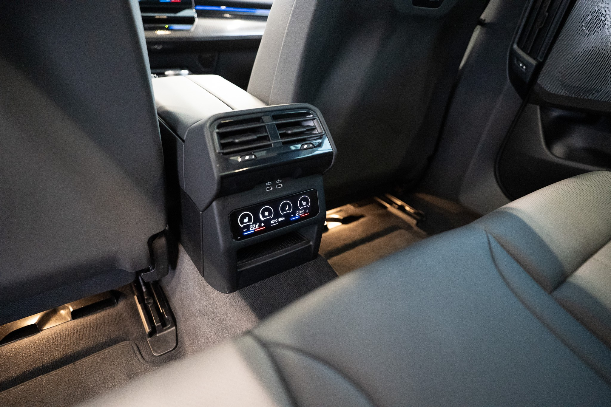 listing desktop thumbnail image 22