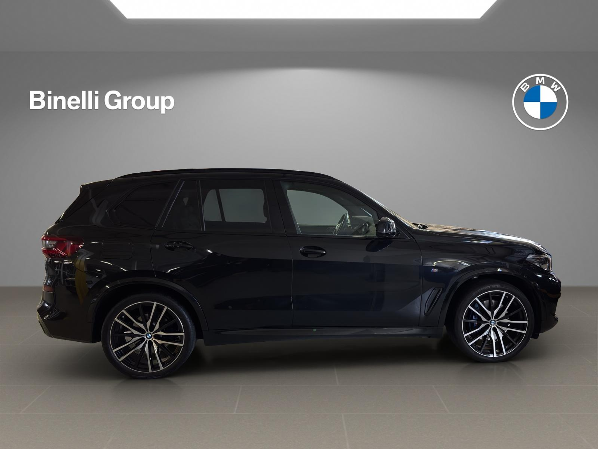 listing desktop thumbnail image 16