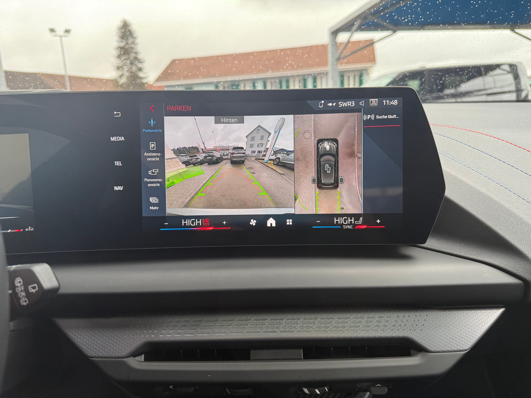 listing desktop thumbnail image 13