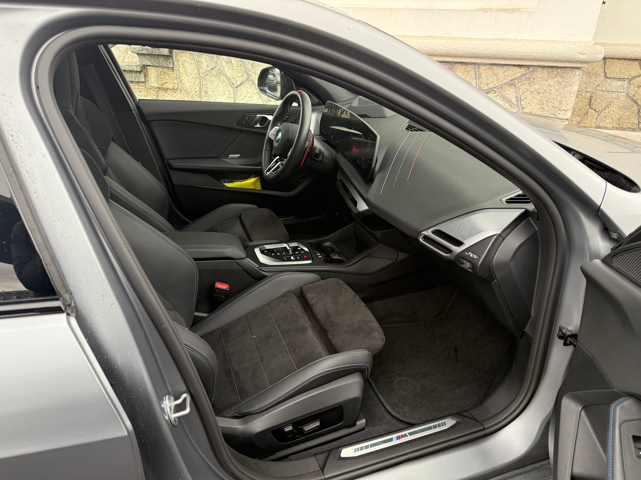 listing desktop thumbnail image 9