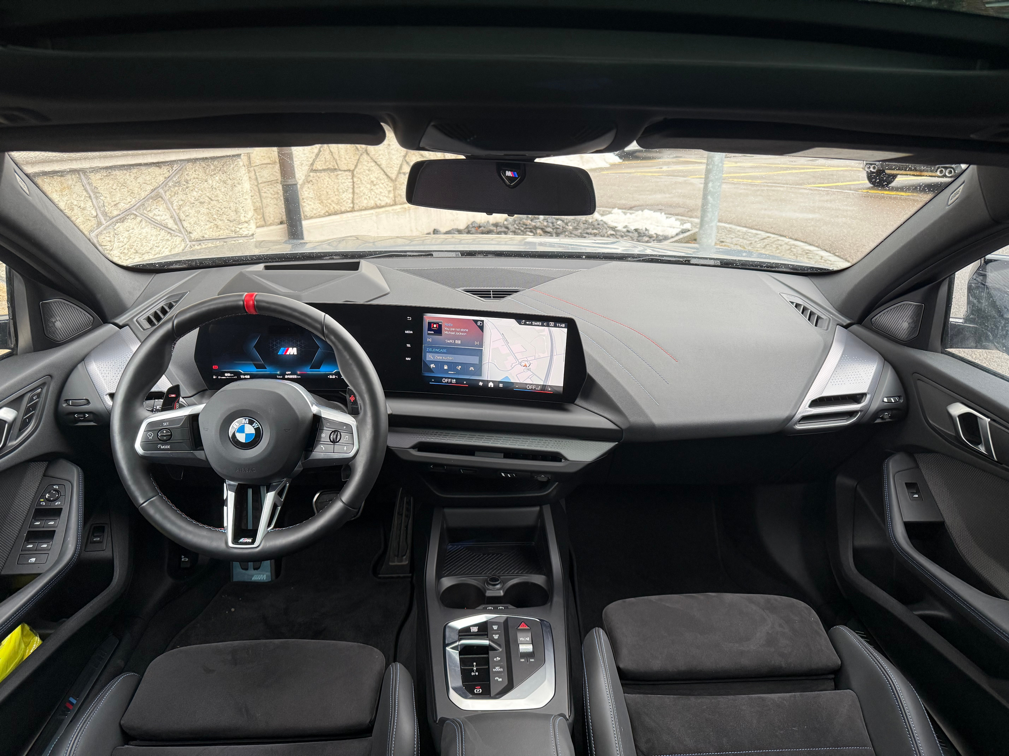 listing desktop thumbnail image 10