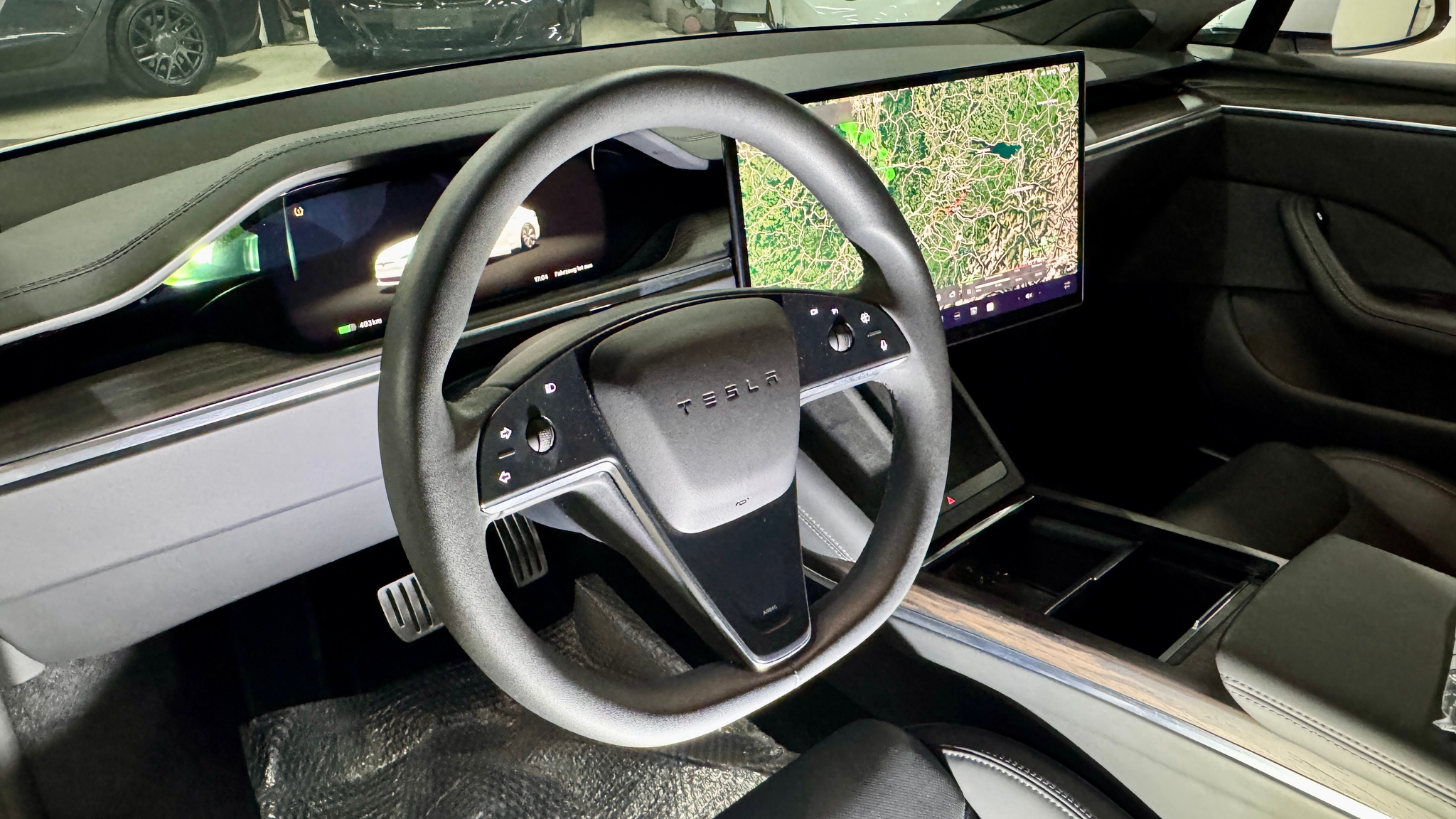 listing desktop thumbnail image 6