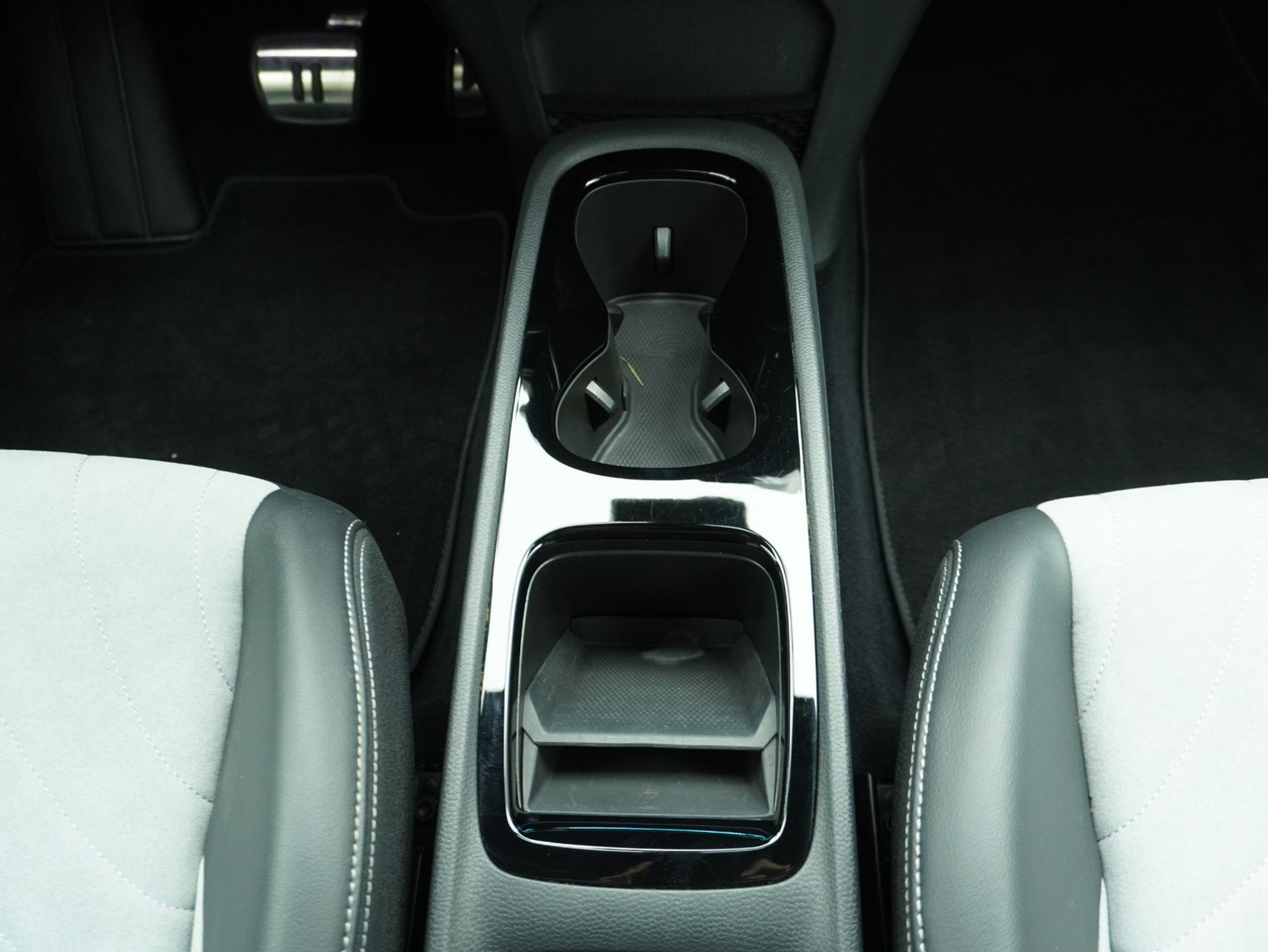 listing desktop thumbnail image 14