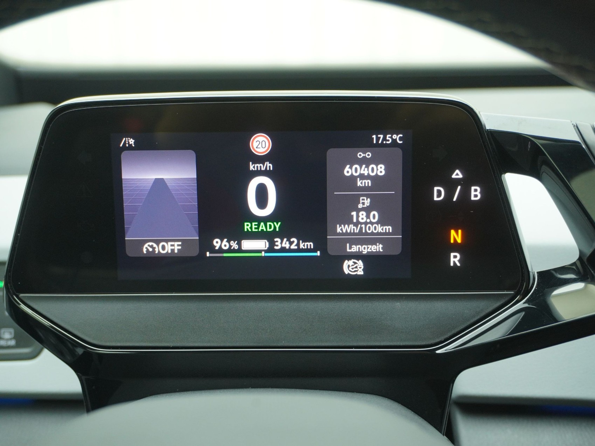 listing desktop thumbnail image 15