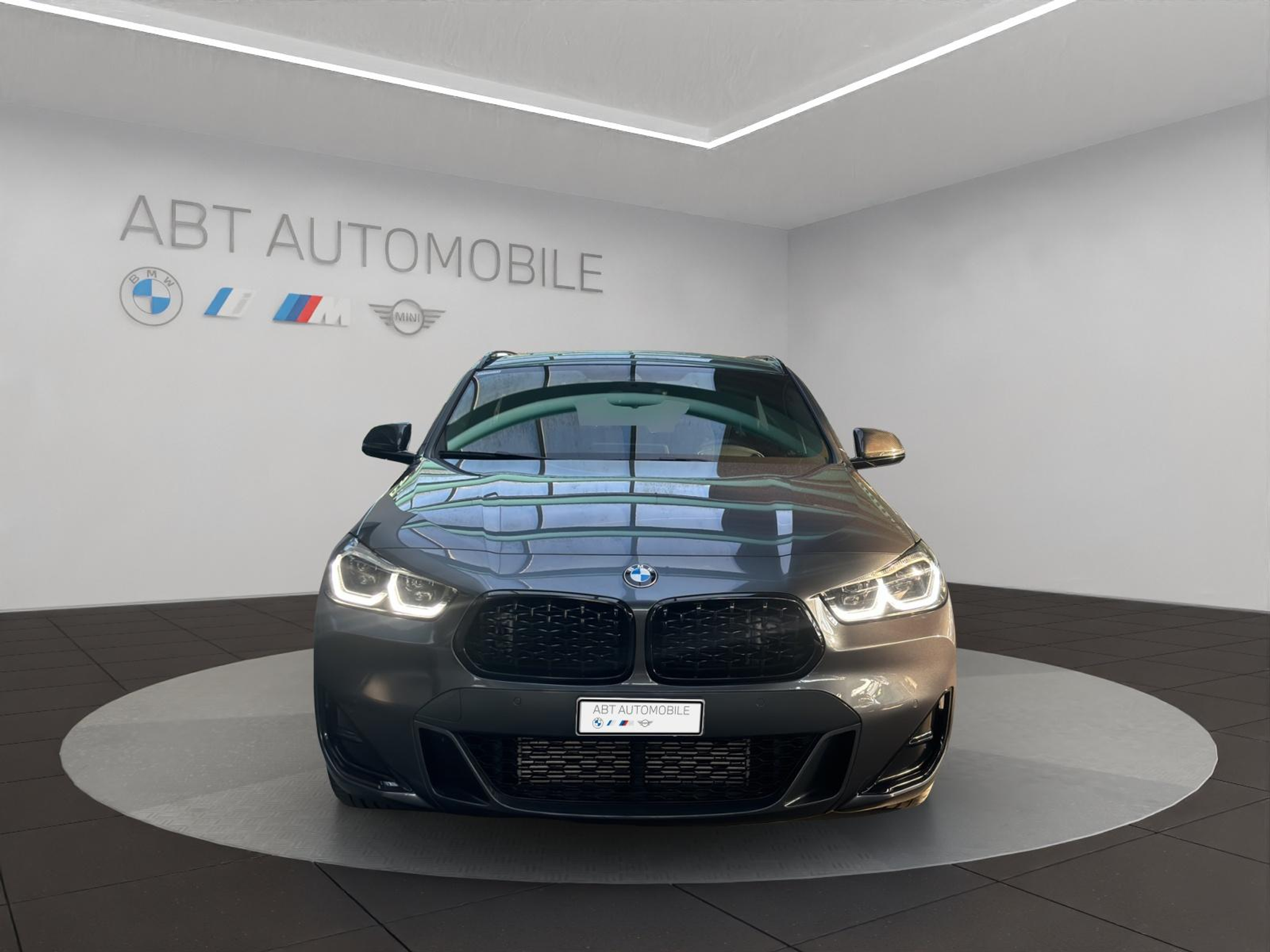 listing desktop thumbnail image 1