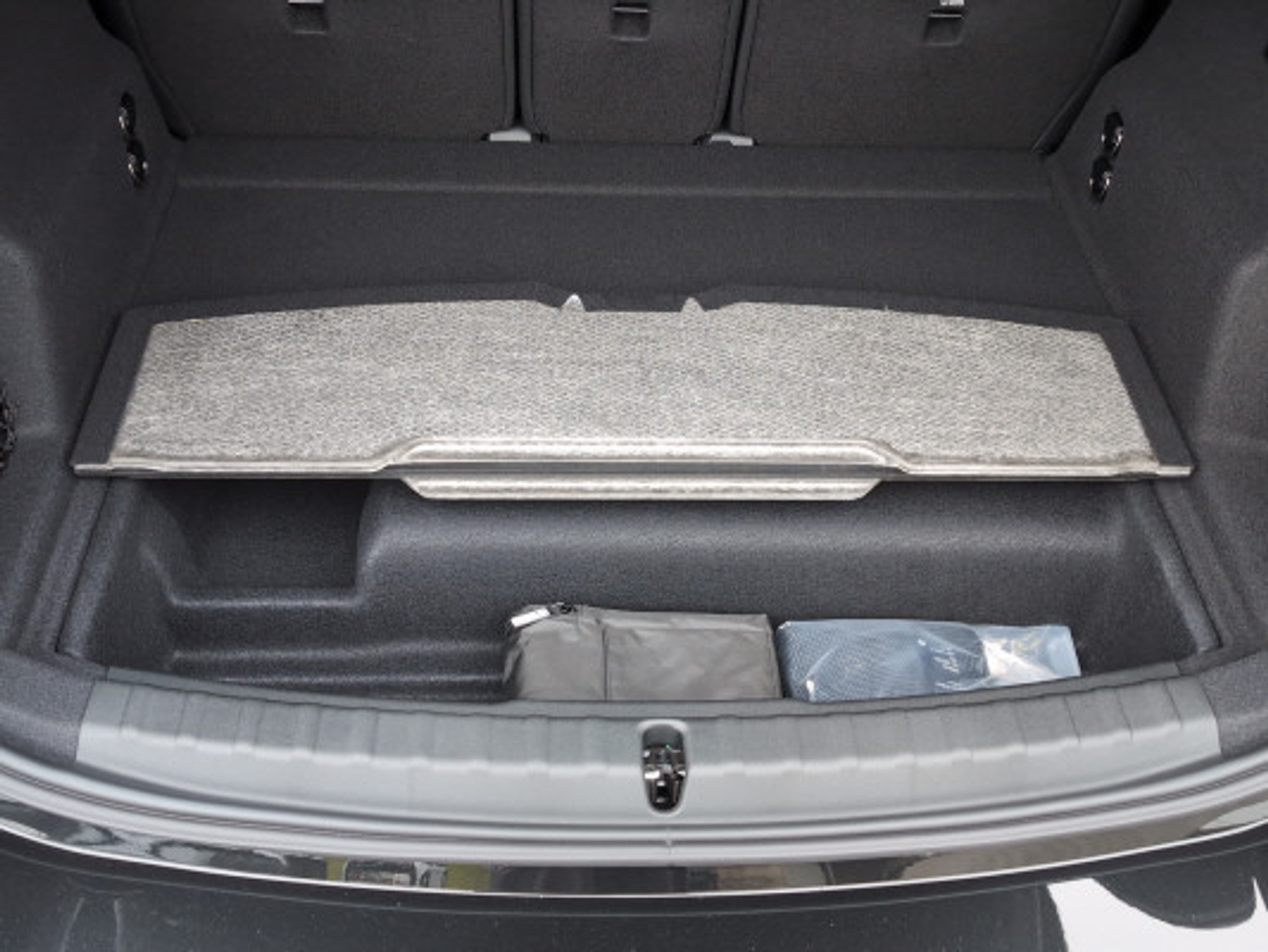 listing desktop thumbnail image 13