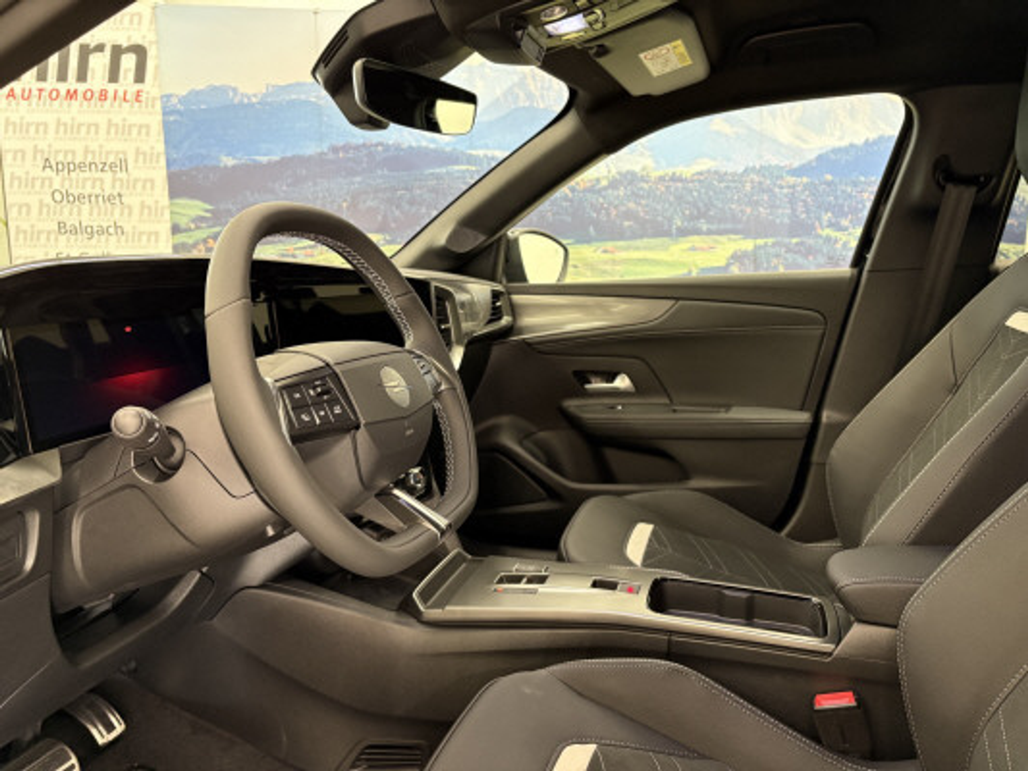 listing desktop thumbnail image 4