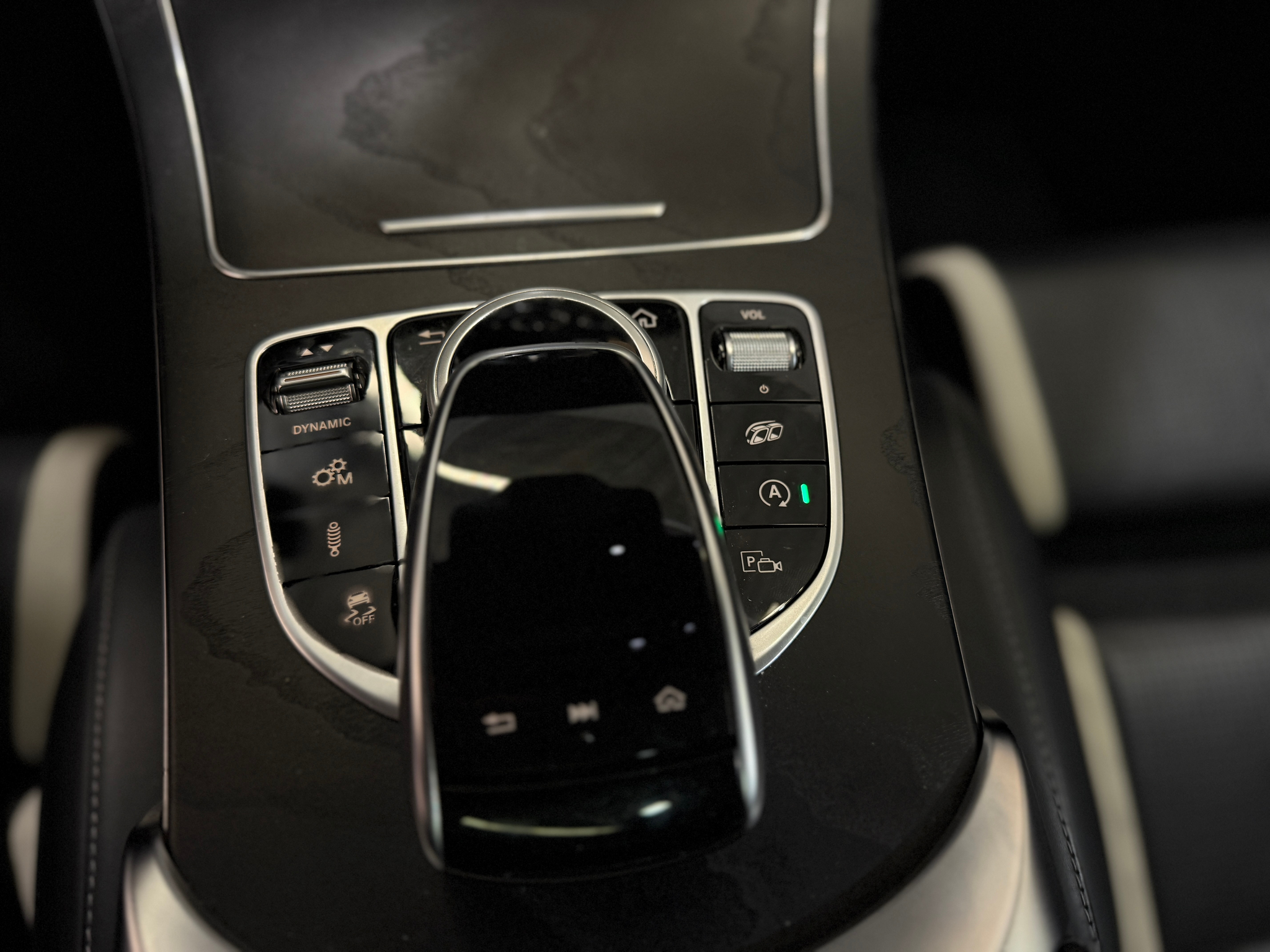 listing desktop thumbnail image 9