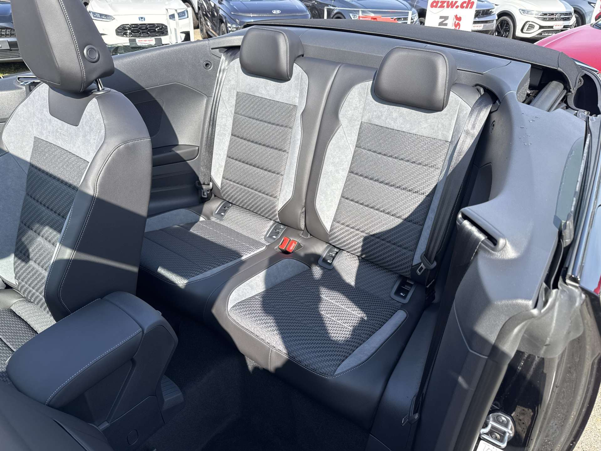 listing desktop thumbnail image 6