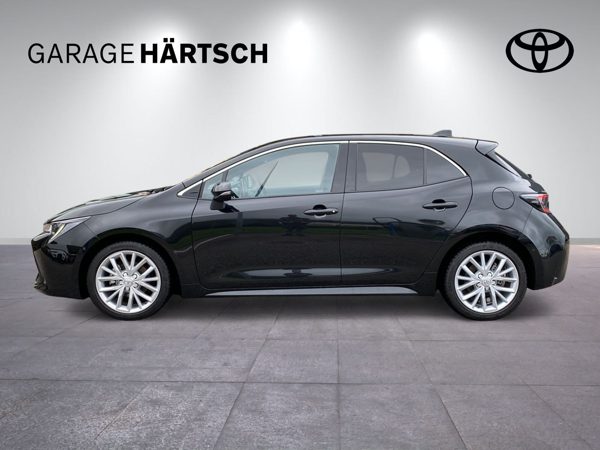 listing desktop thumbnail image 1