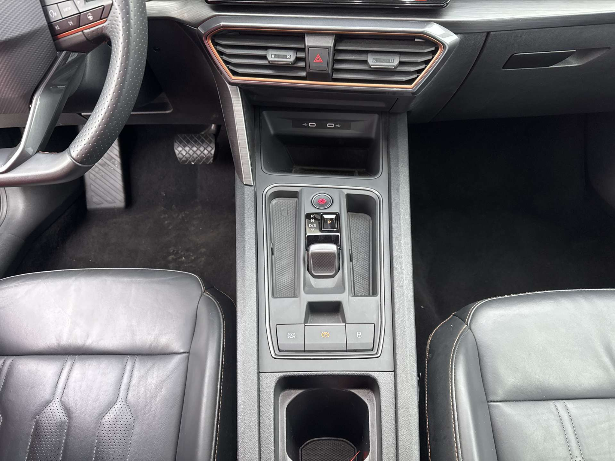 listing desktop thumbnail image 11