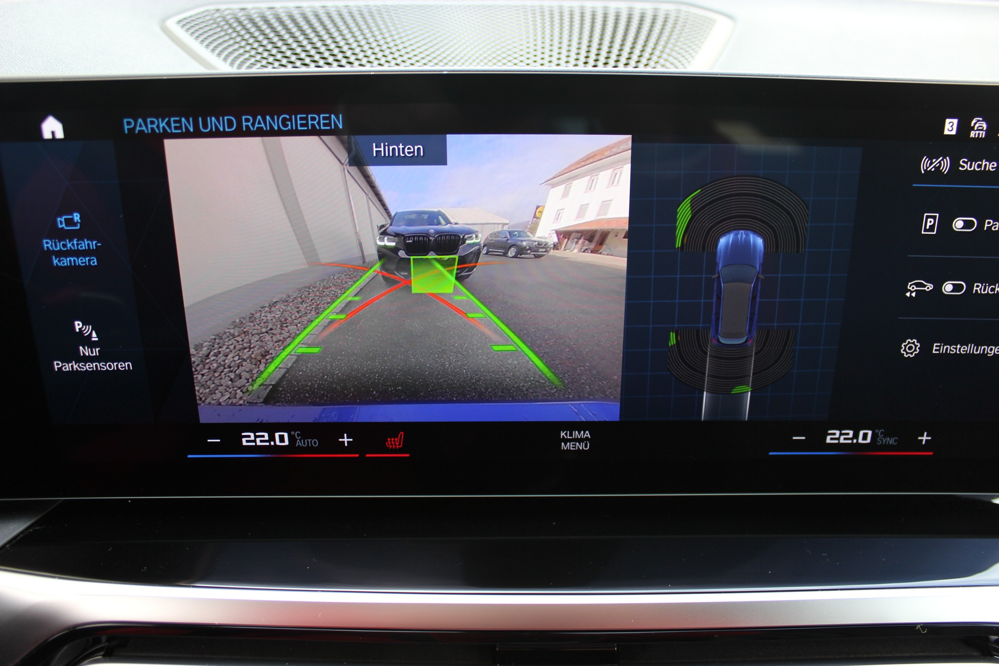 listing desktop thumbnail image 18