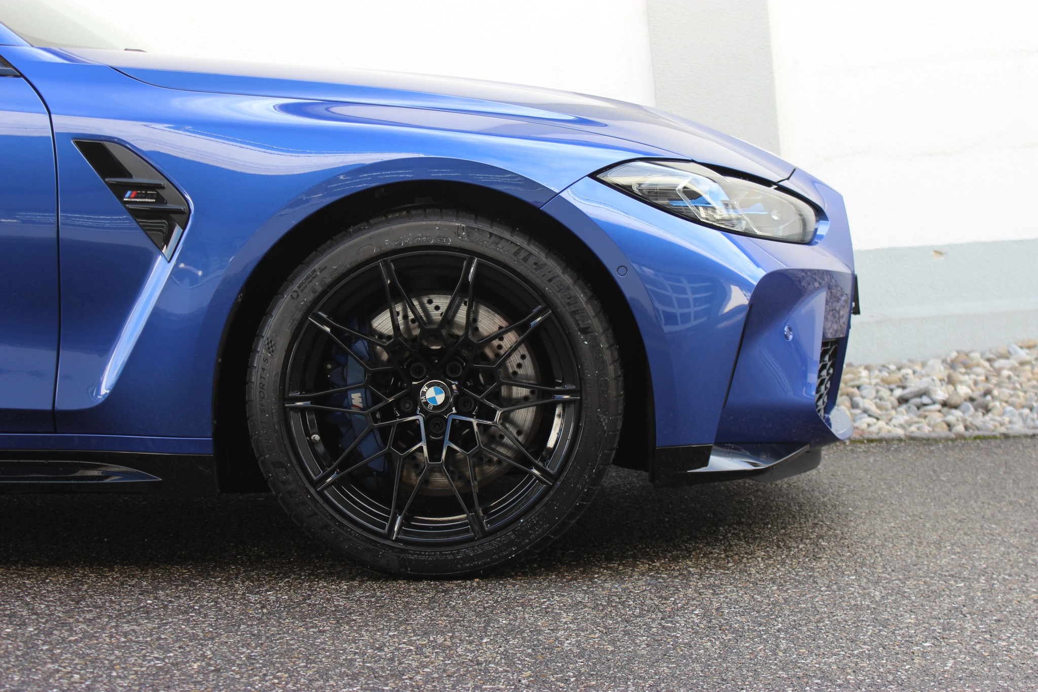 listing desktop thumbnail image 6