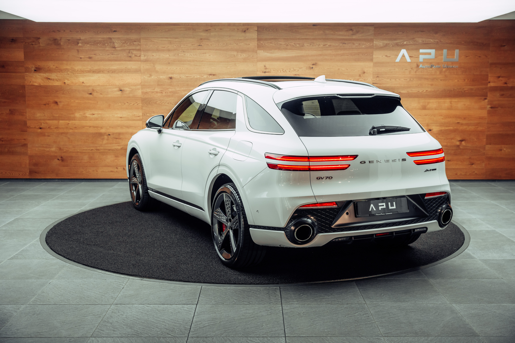 listing desktop thumbnail image 2