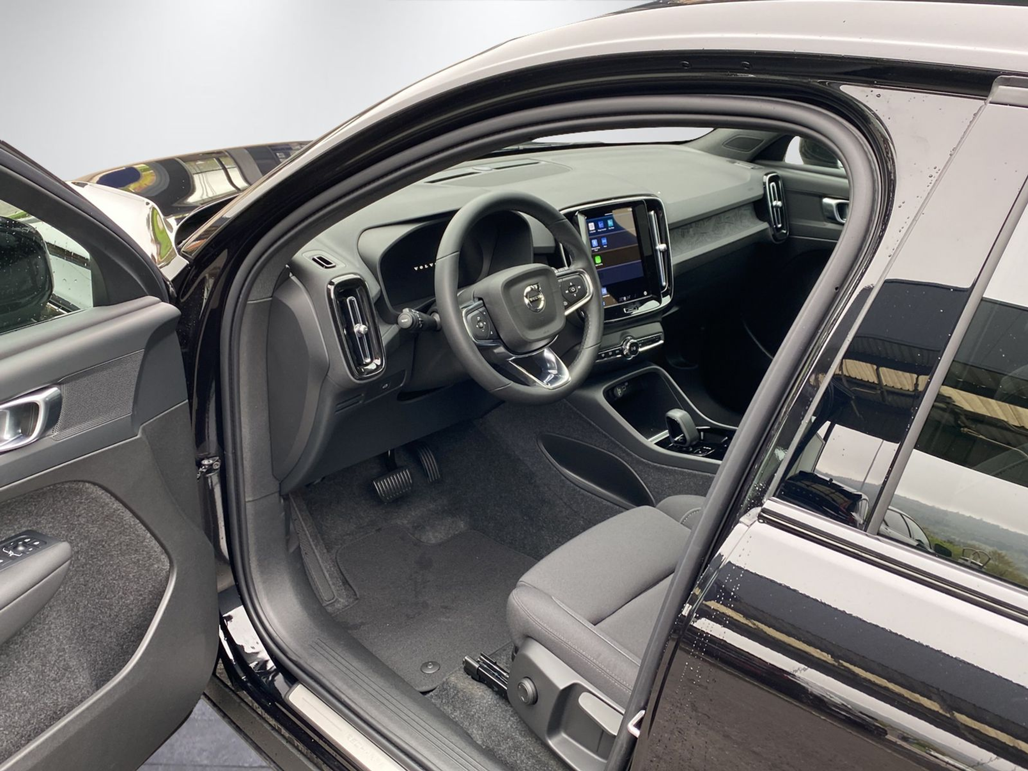 listing desktop thumbnail image 13