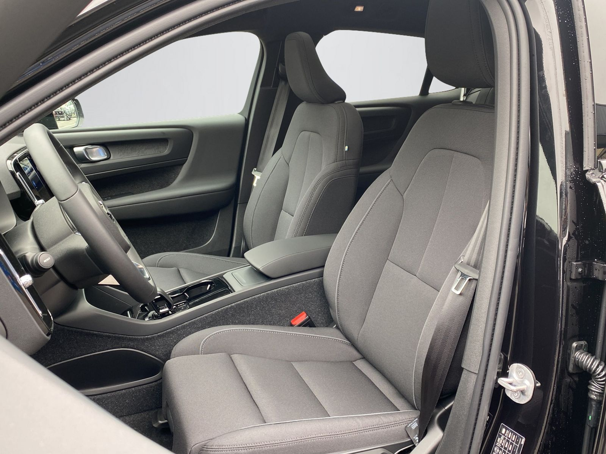 listing desktop thumbnail image 14