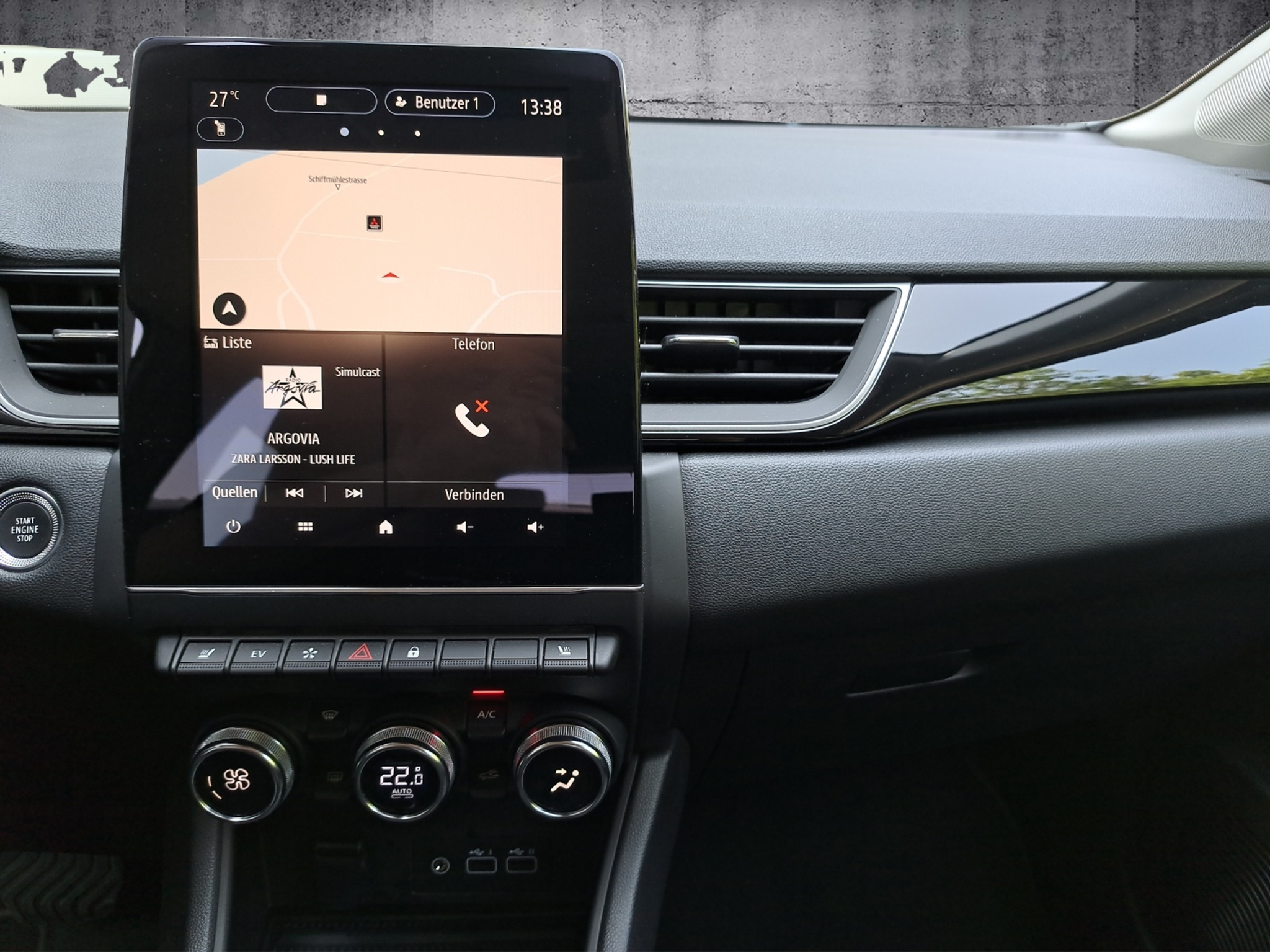 listing desktop thumbnail image 12