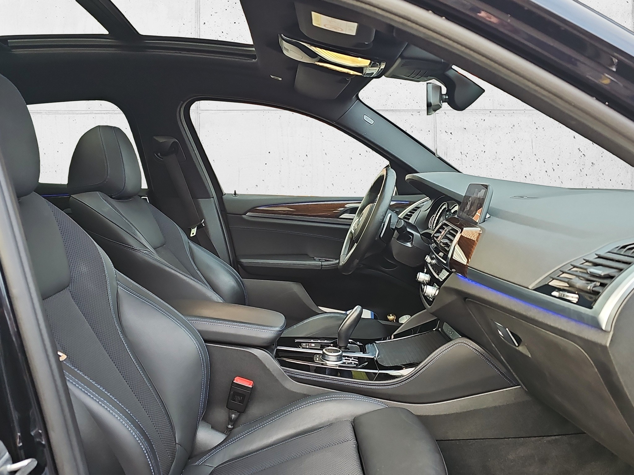 listing desktop thumbnail image 24