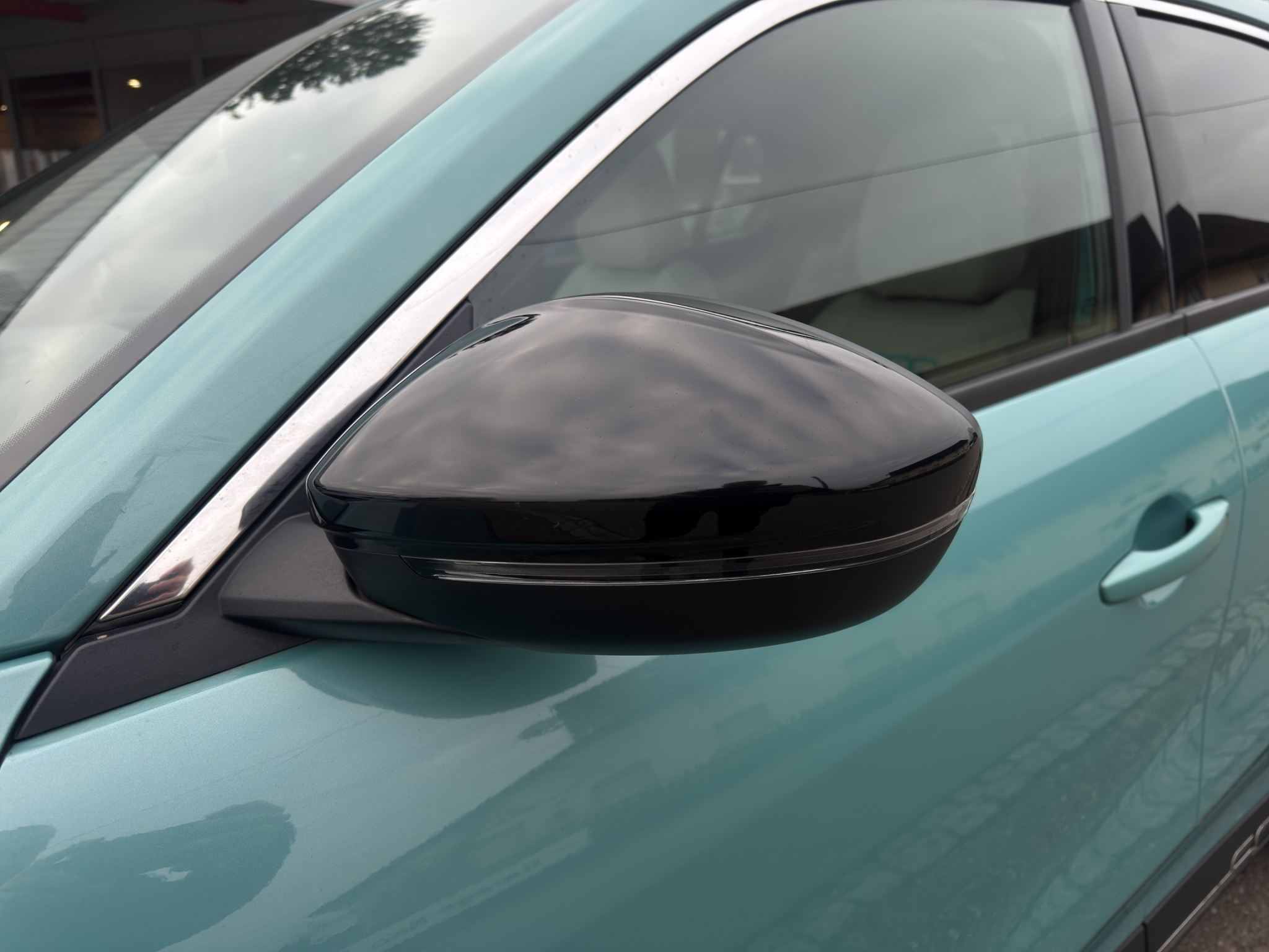 listing desktop thumbnail image 22