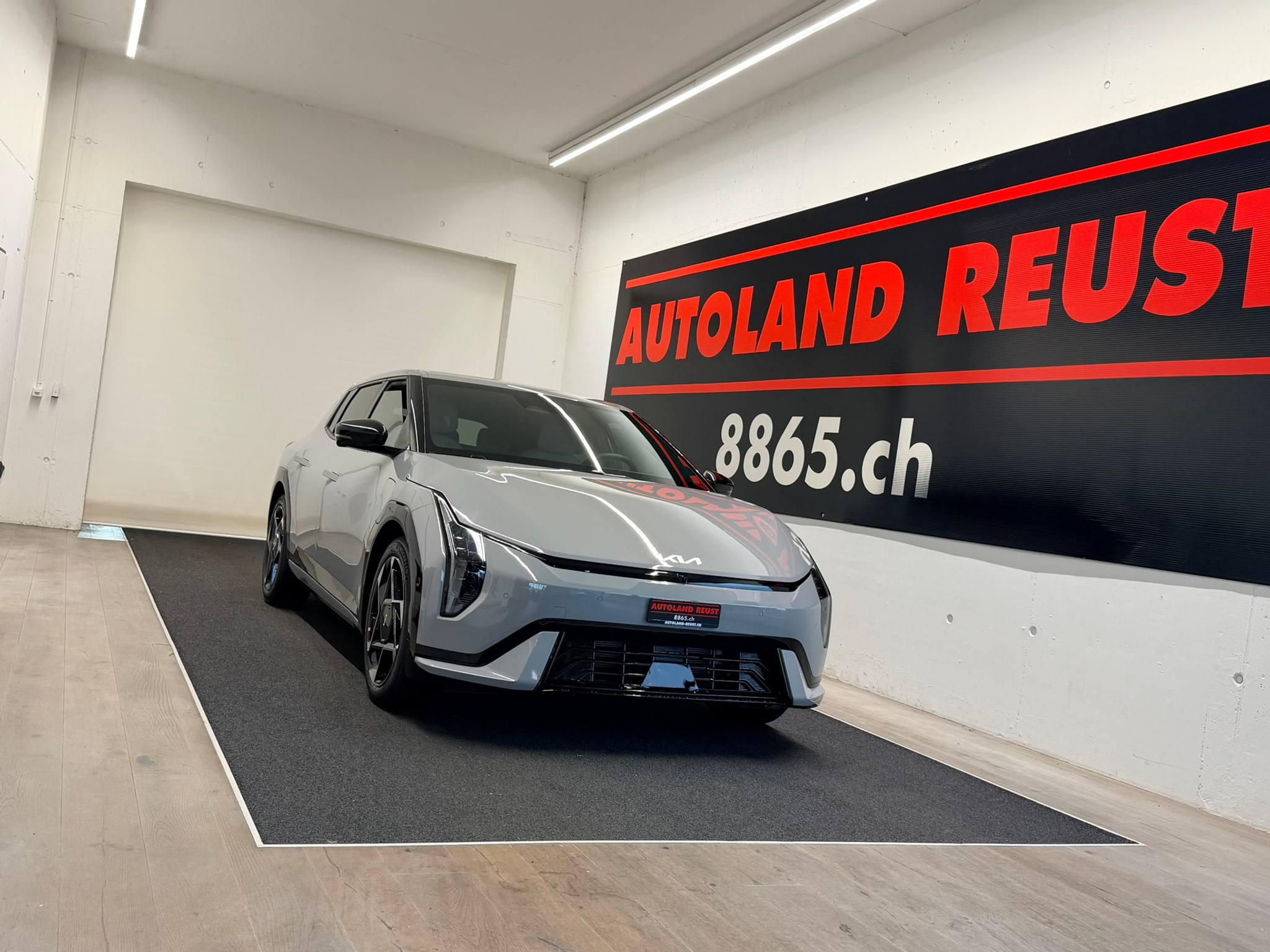 KIA EV4